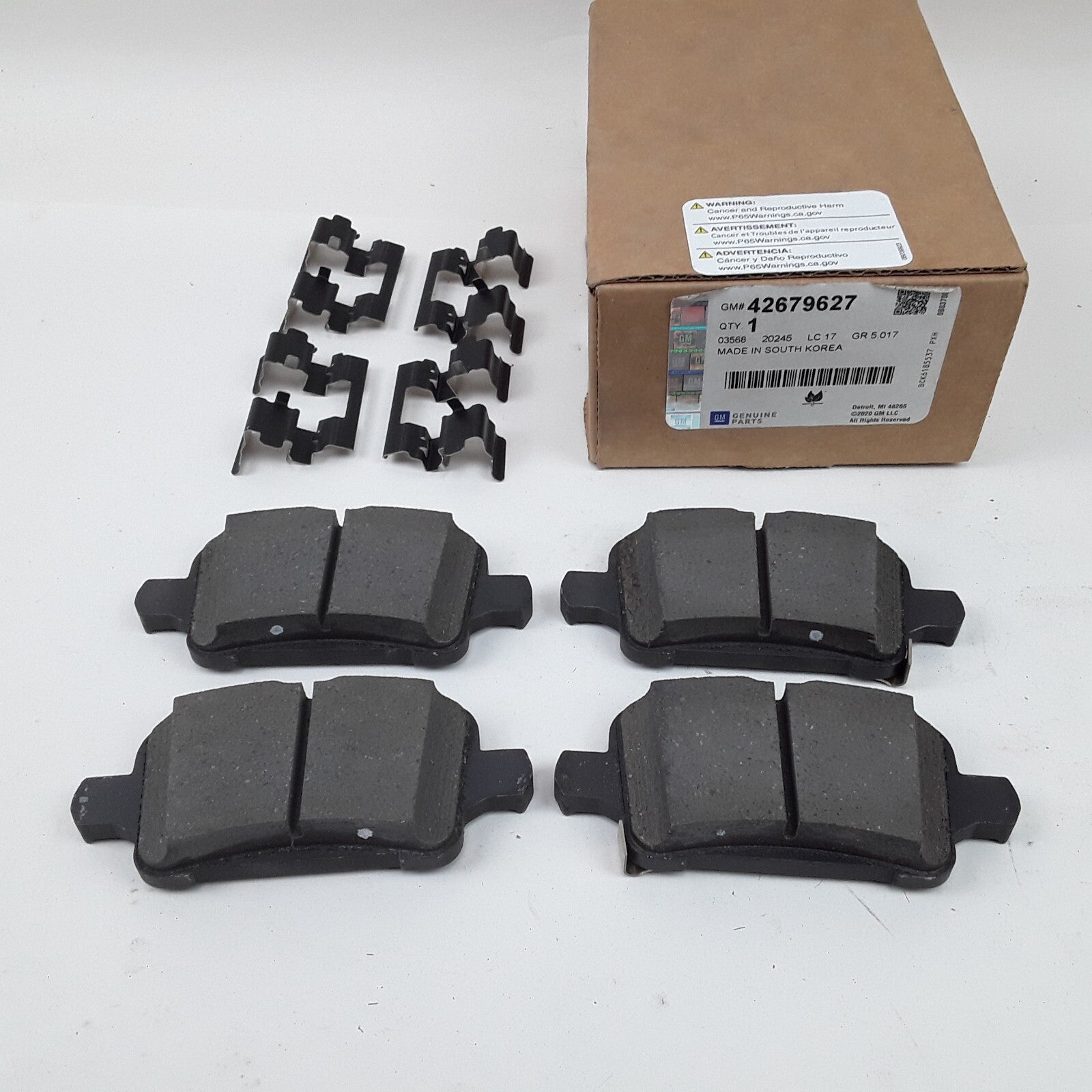 GM 42679627 Rear Disc Brake Pad Kit For Chevrolet Cruze Volt 2016 2017 2018 2019
