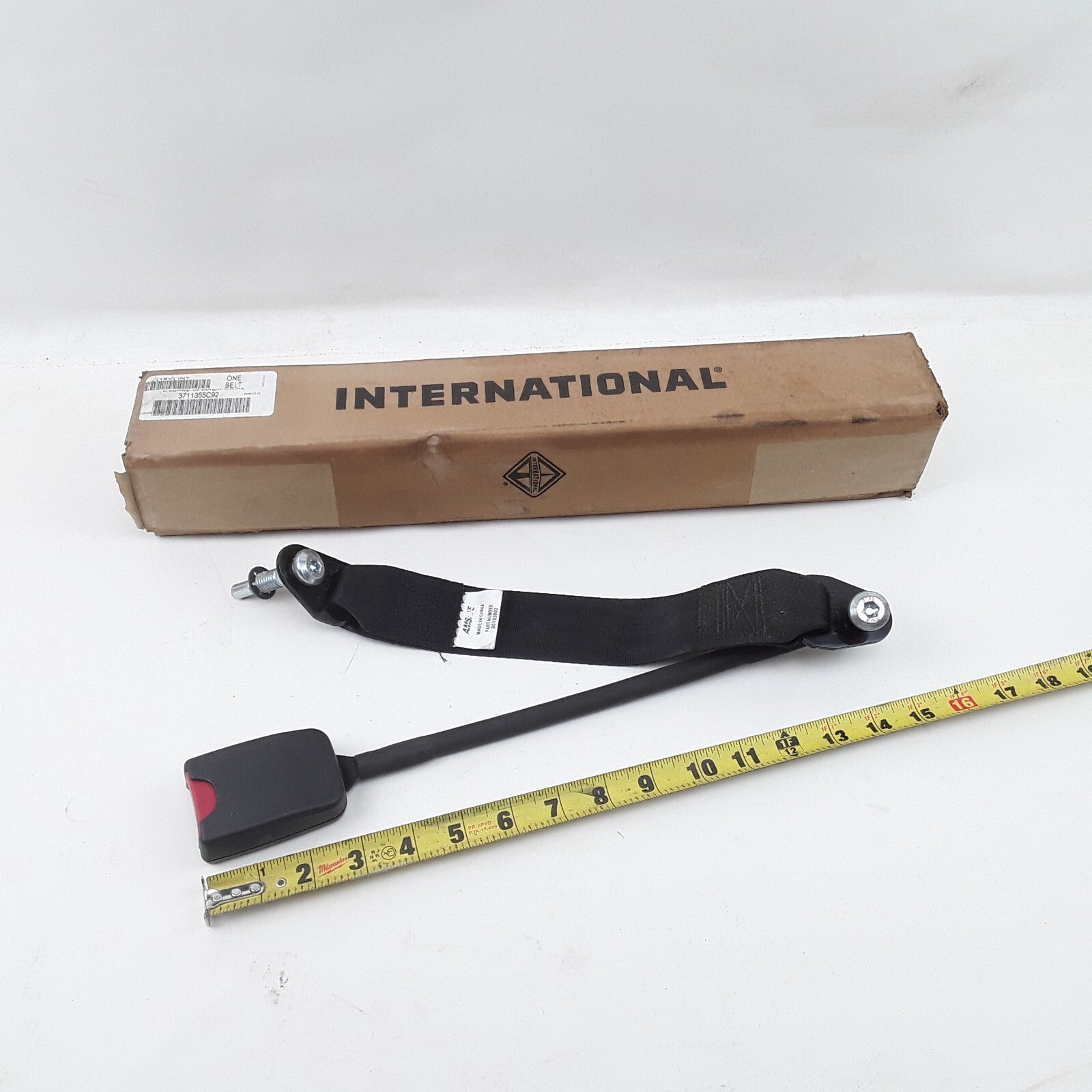 Air Seat Belt Buckle W/ Tether 3711355C92 Fits International 11-TON 07-TON 2004