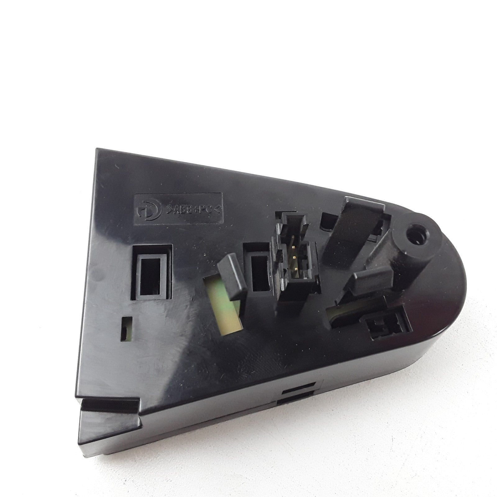 International 28130844 Left Steering Wheel Cruise Throttle Switch For Navistar