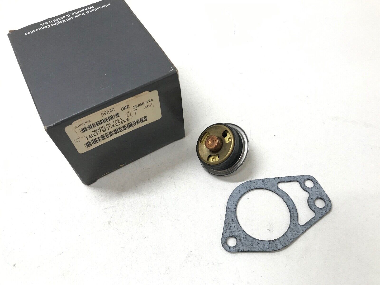 INTERNATIONAL OEM THERMOSTAT / GSKT - International Part No. 1807974C94 - HotCarParts