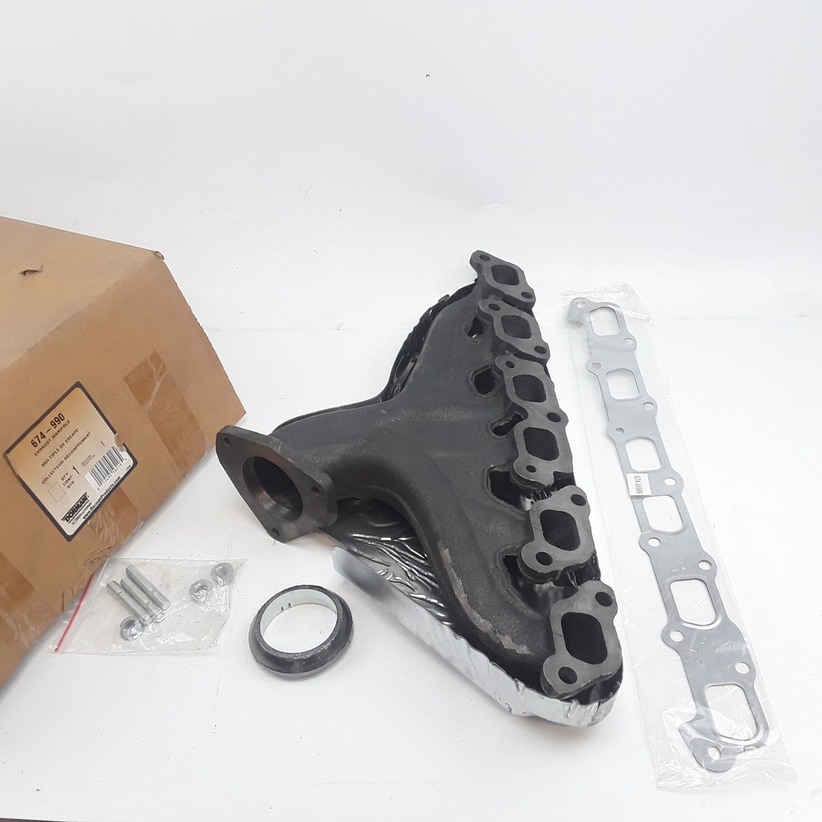 Dorman 674-990 Exhaust Manifold Fits GMC Buick Isuzu Saab Chevrolet (2006-2007)