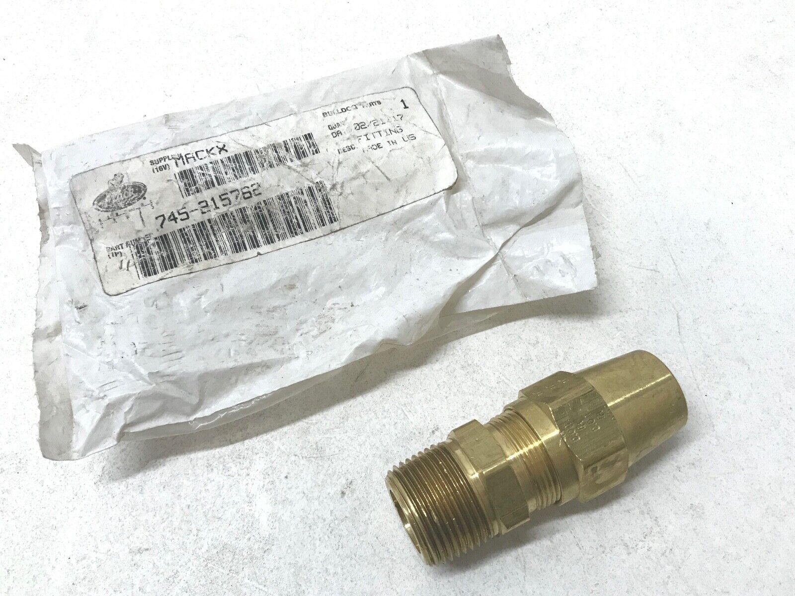 GENUINE MACK 745-215762 FITTING FAST FREE SHIPPING MADE IN USA - HotCarParts