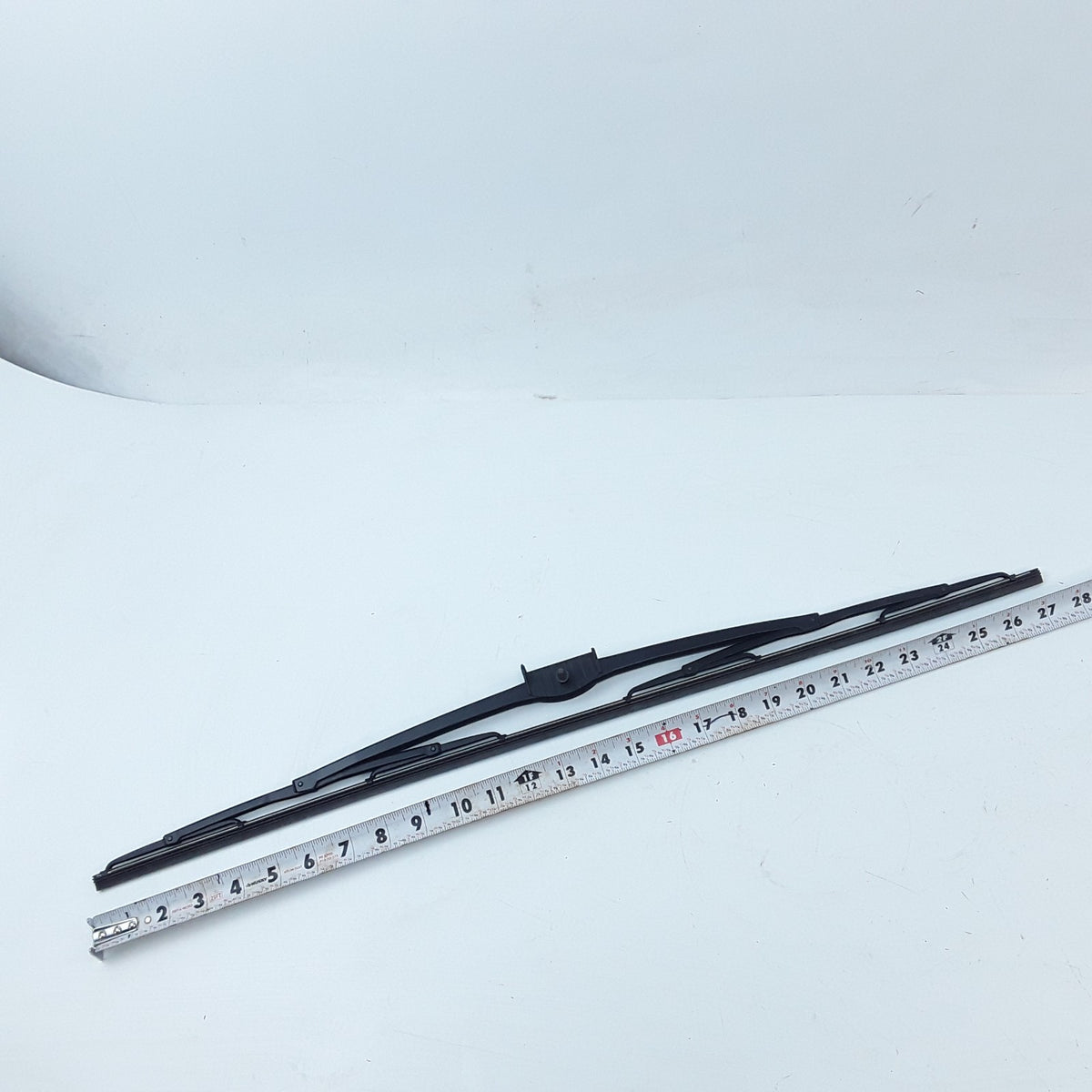 Volvo 4880700 Wiper Blade 28 in. Long Fits Volvo Wheel Loaders L30G, L35G