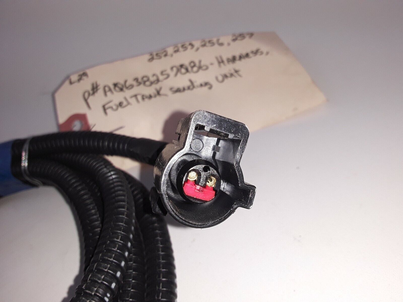 FREIGHTLINER A06-38257-086 HARNESS FUEL TANK SENDING UNIT 37207ST FREE SHIPPING - HotCarParts