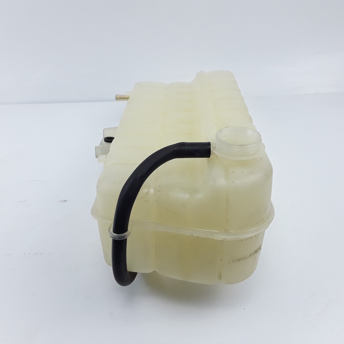 Coolant Reservoir Fits Chevrolet GMC Isuzu 2003 2004 2005 2006 2007 2008 2009