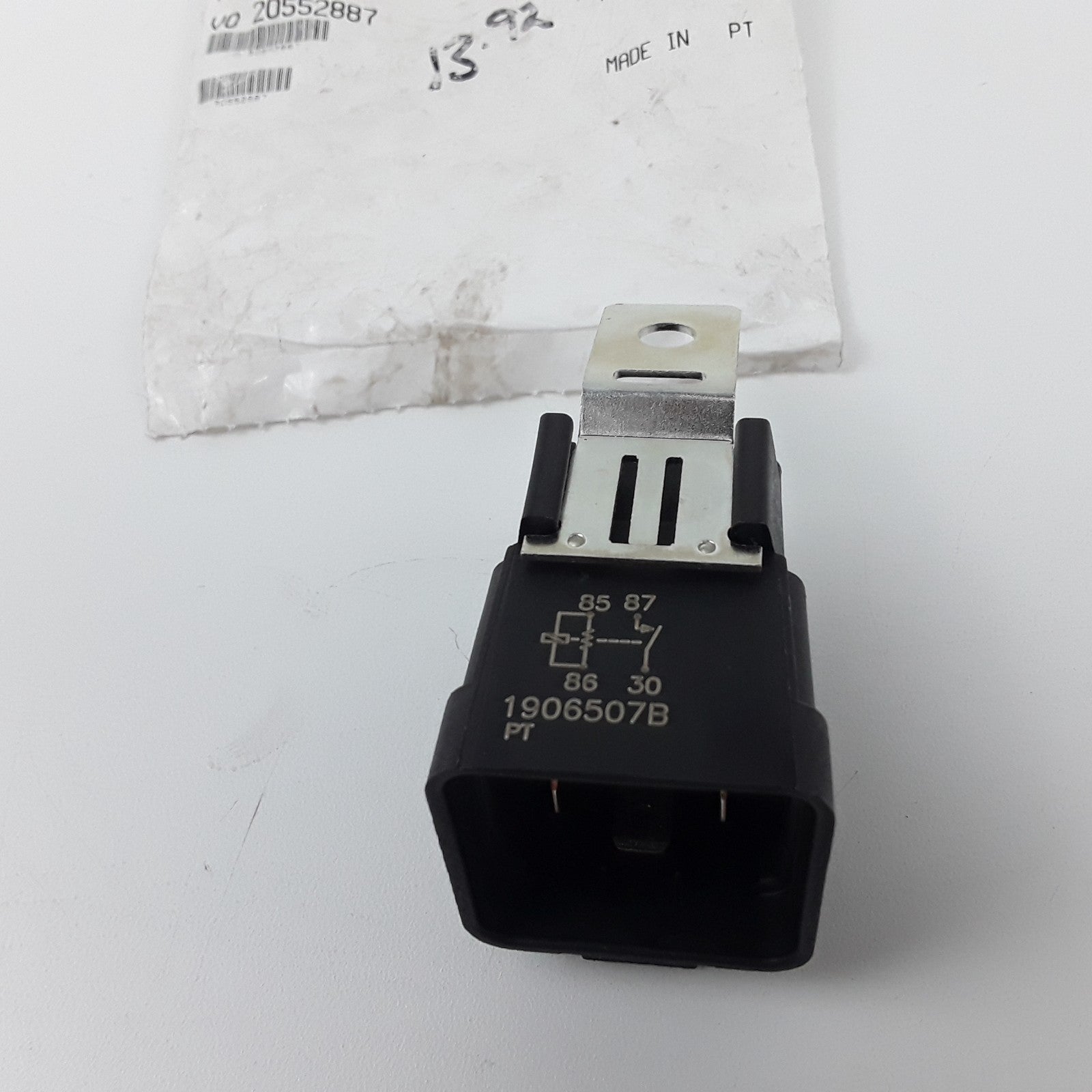 Multi-Purpose Relay 20552887 For Volvo, Mack Class 8 Heavy Duty Truck