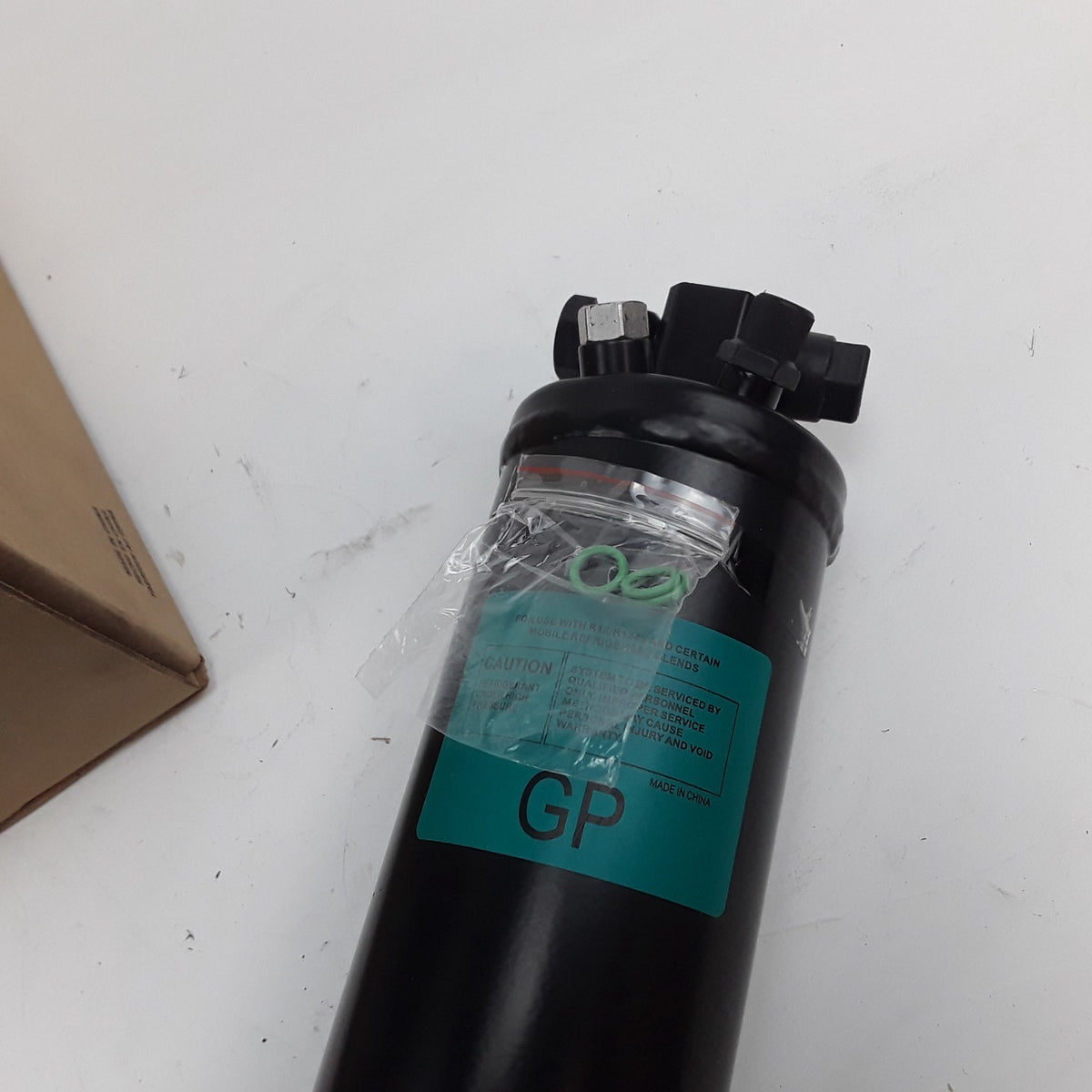 A/C Receiver Drier Fits Freightliner FL106 FL80 FL50 FL112 Columbia (1994-2003)