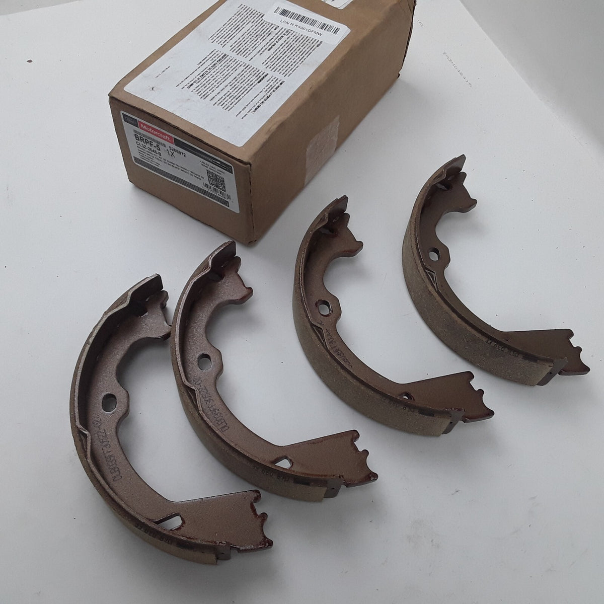 Rear Parking Brake Shoe Fits Ford F-150 2012 2013 2014 2015 2016 2017 2018 19 20