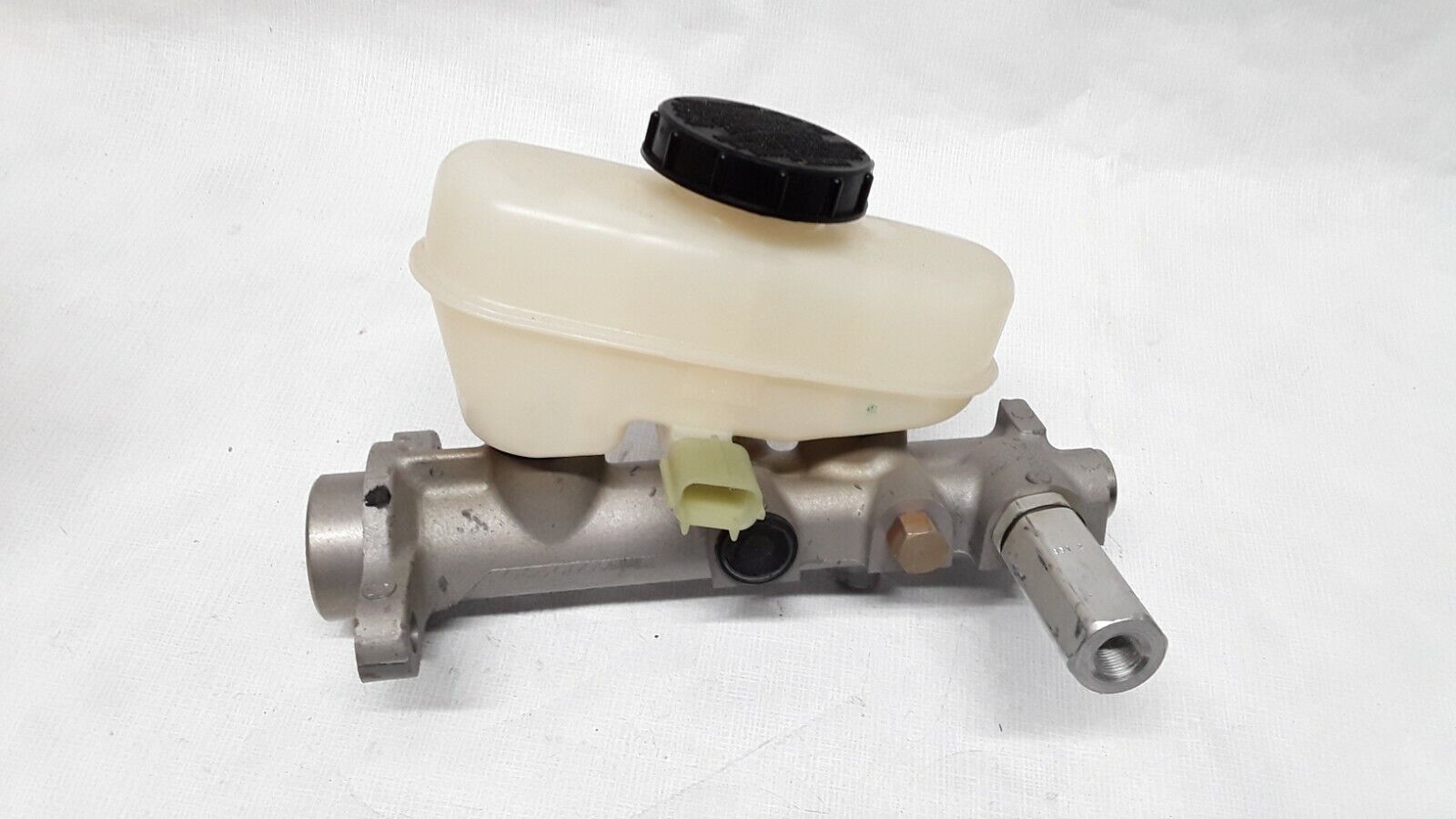 OEM Ford Crown Victoria Brake Master Cylinder New 1997 F7AZ2140DA MADE IN USA - HotCarParts