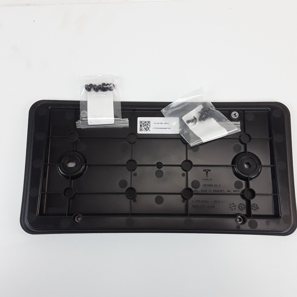 1657961-00-A Rear License Plate Assembly For Tesla Model X 2015-2025 OEM New
