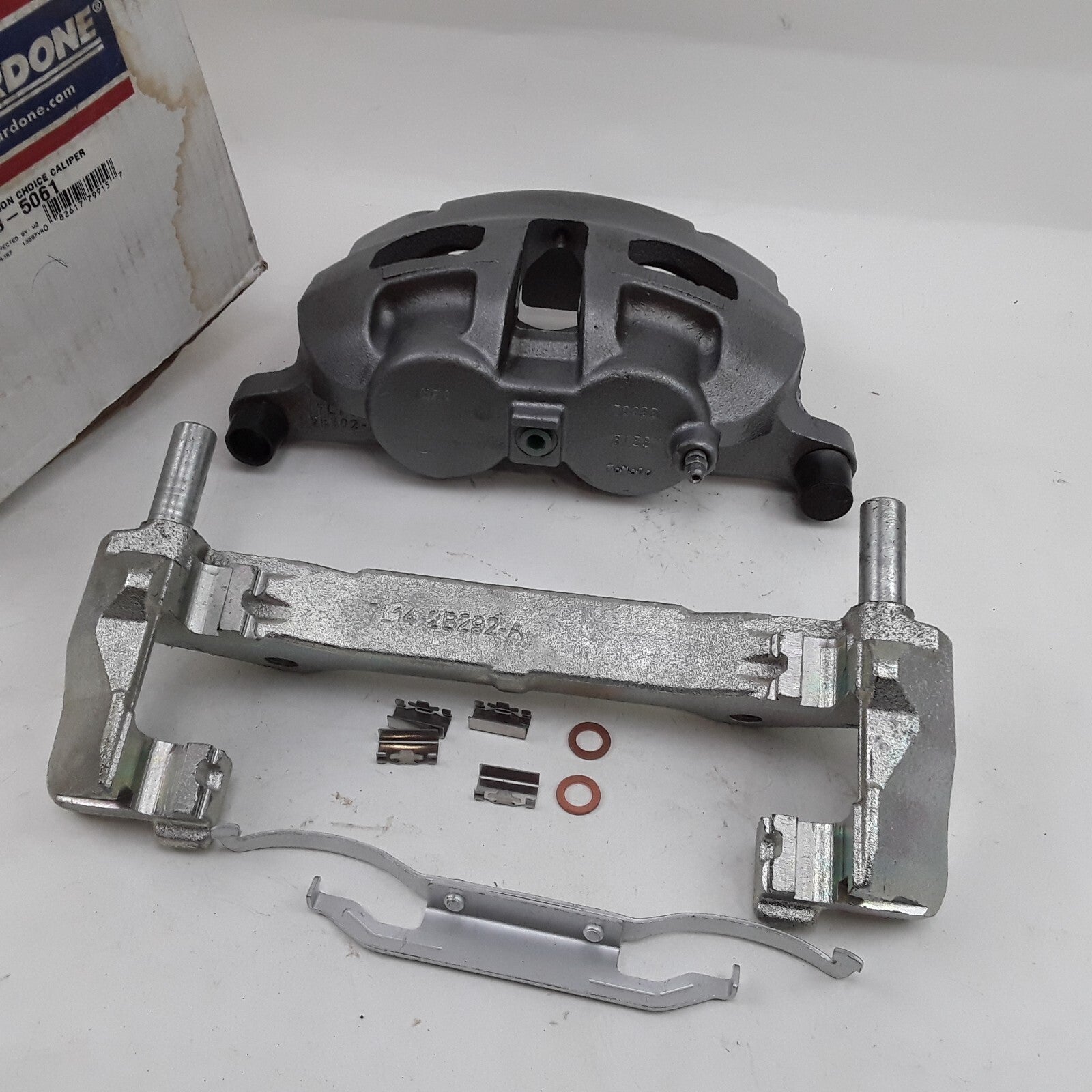 Front Left Disc Brake Caliper Fits Ford Expedition Lincoln Navigator (2007-2009)