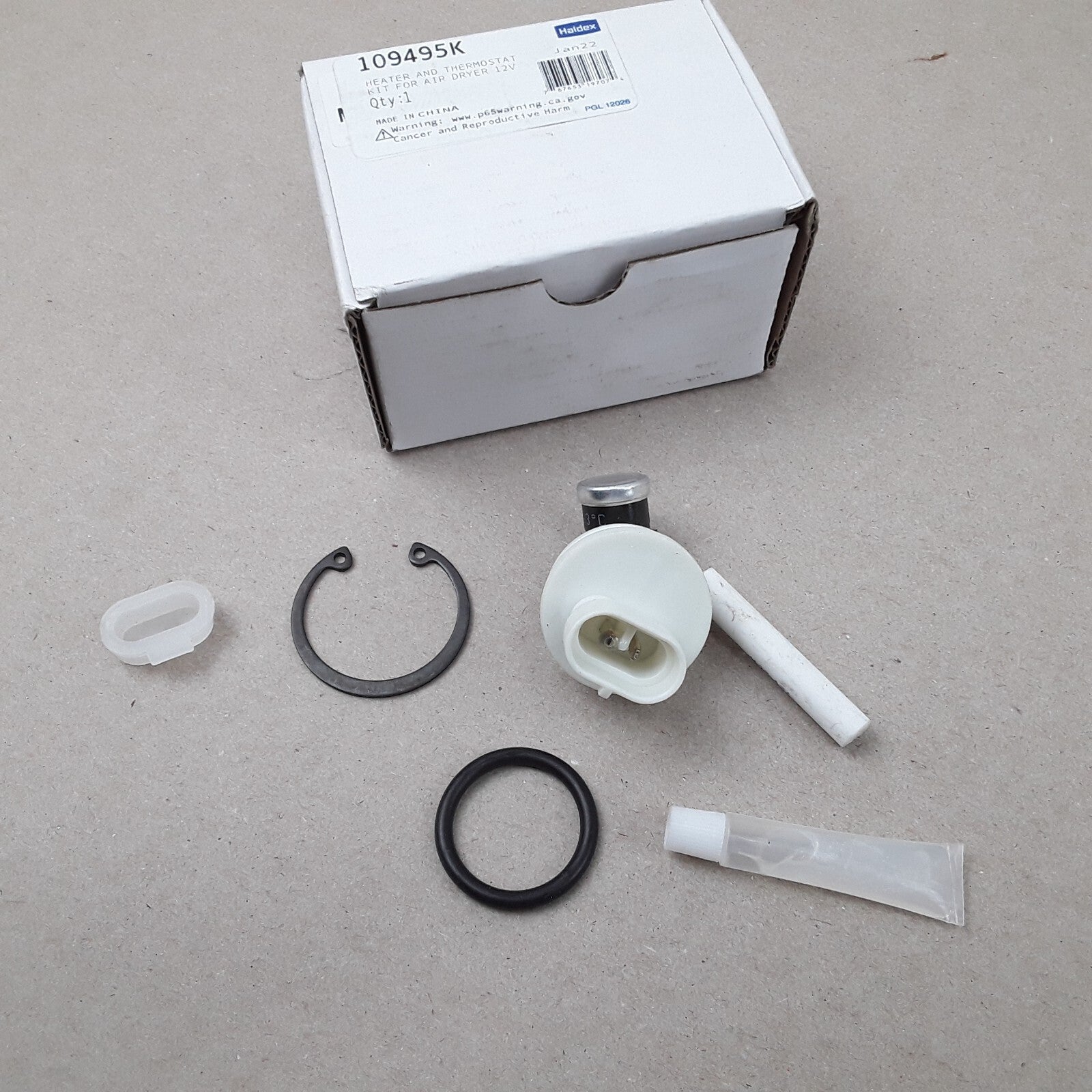 Haldex 109495K Air Brake Dryer Heater For Bendix AD-IP, AD-SP AD-IS Air Dryer