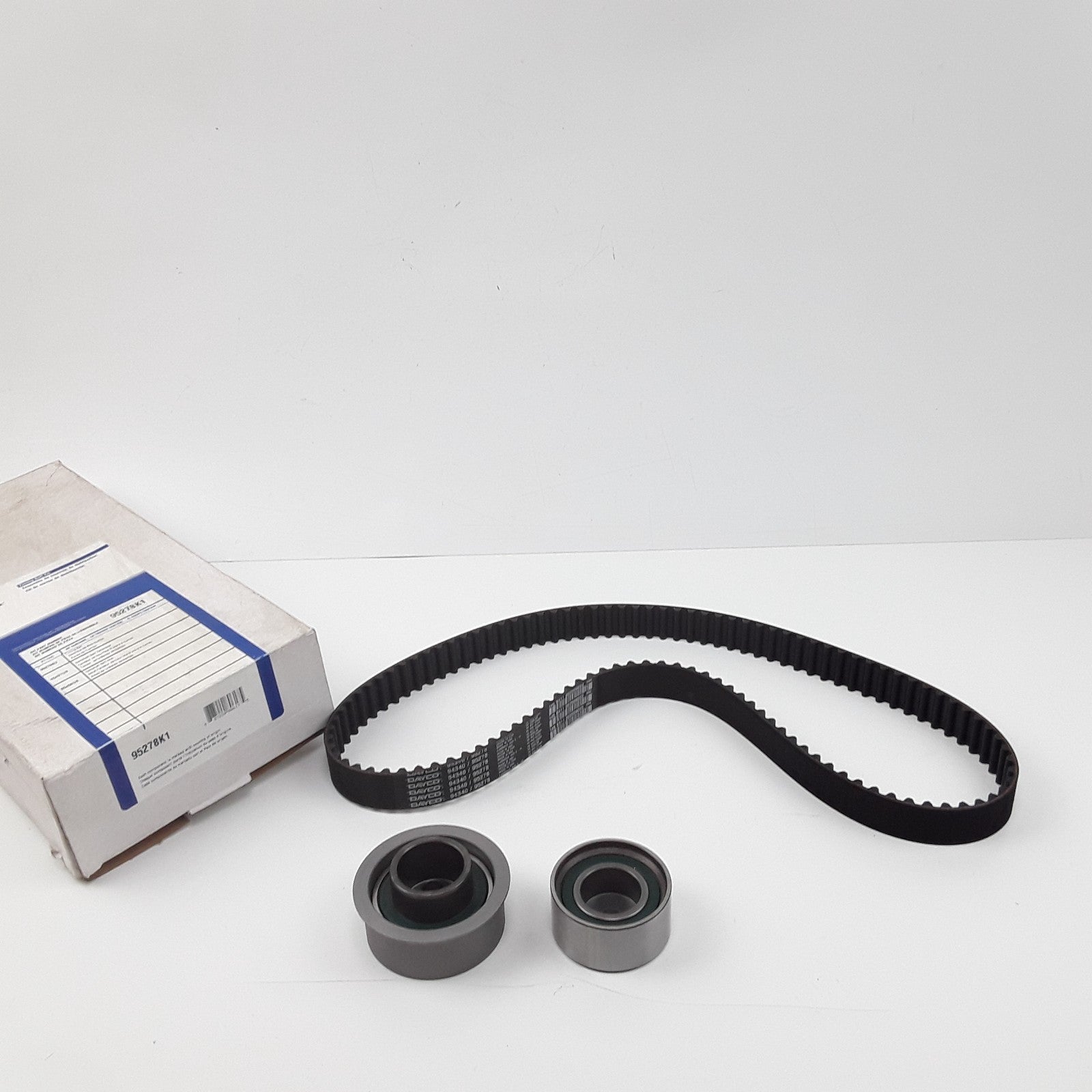 Dayco 95278K1 Engine Timing Belt Kit Fits Hyundai Elantra 1996-1998 Tiburon 1997