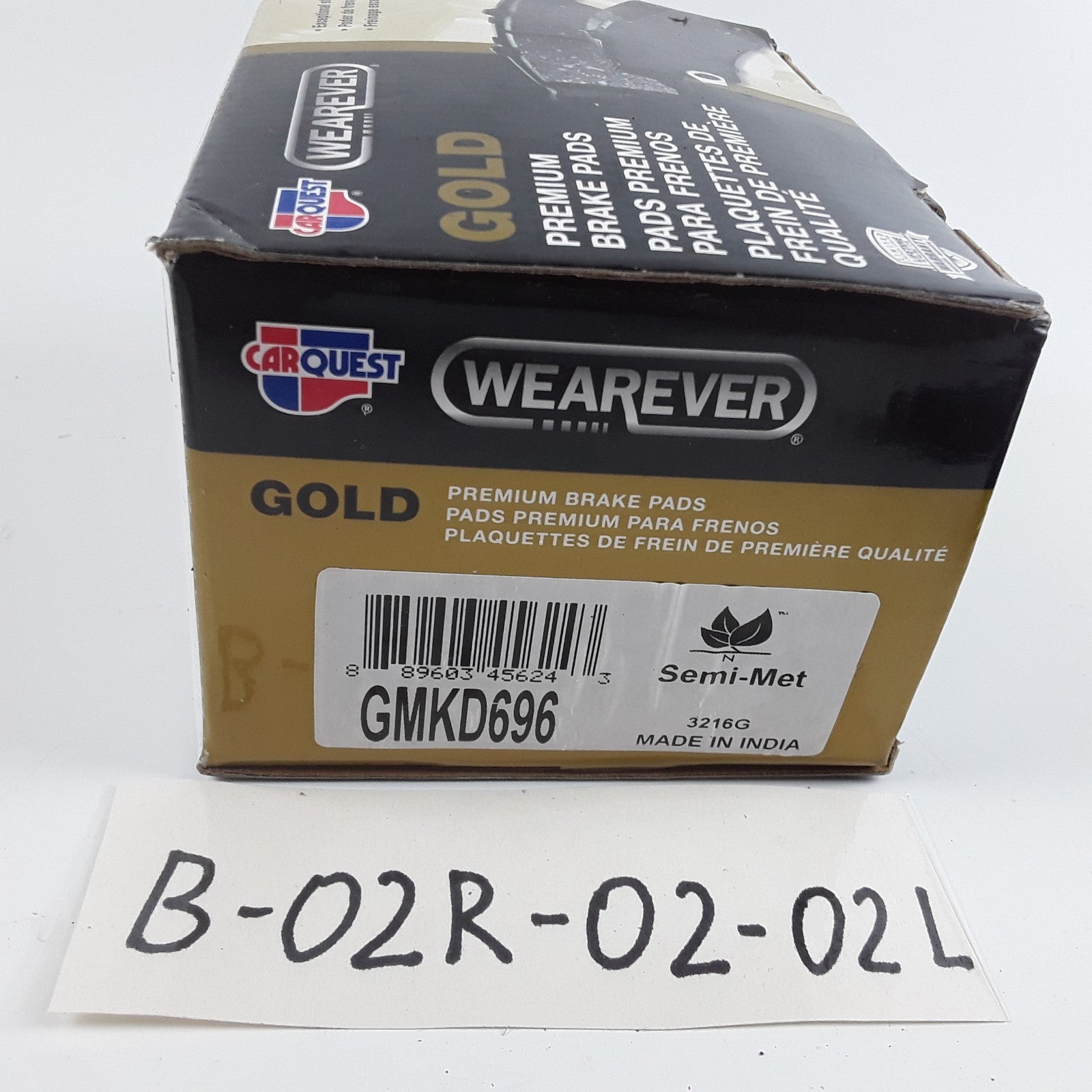 Front Disc Brake Pads Pad Set For Volkswagen Cabrio Golf Passat Jetta 1996-1999