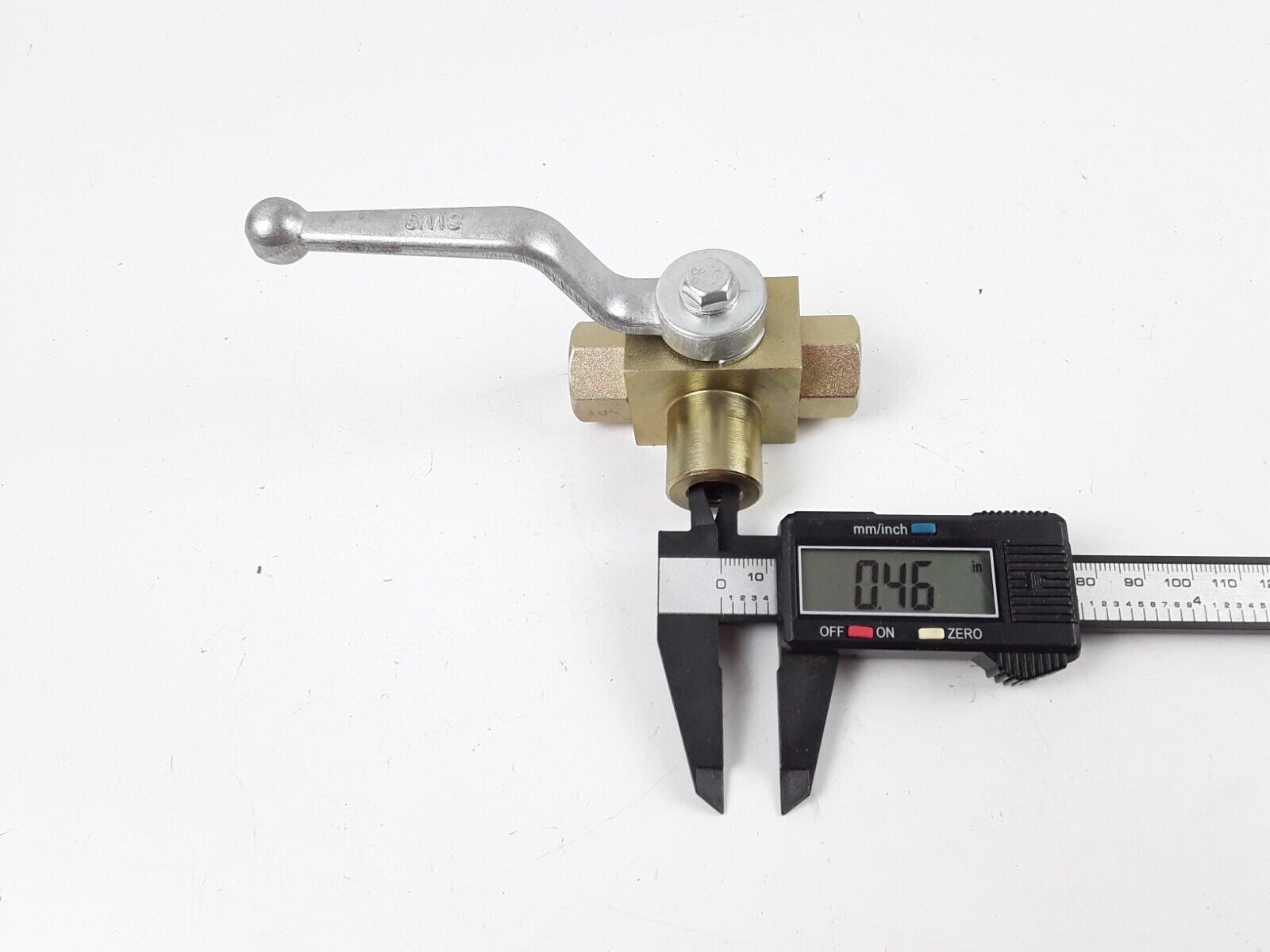 Hydra Star HBV3W025 Handle Valve Ball 3-Way, 1/4in 5800 PSI SW9, 390-SW9 - HotCarParts
