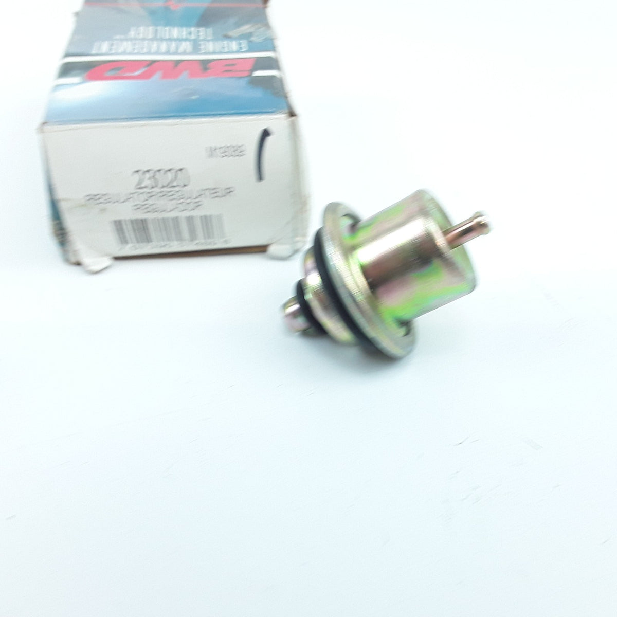 Fuel Pressure Regulator Fits Dodge B350 B150 Jeep Comanche Cherokee (1991-1998)