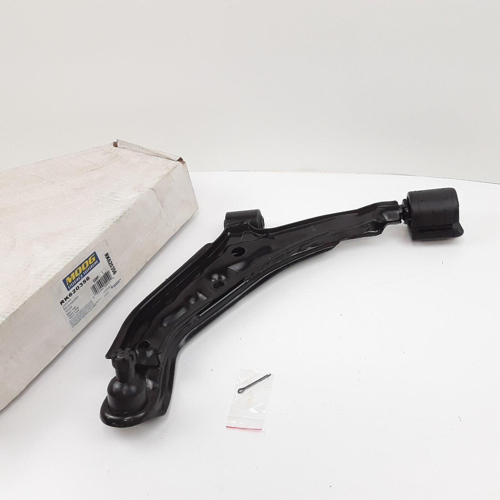 Front Left Lower Suspension Control Arm Fits Nissan Sentra 200SX (1995-1999)