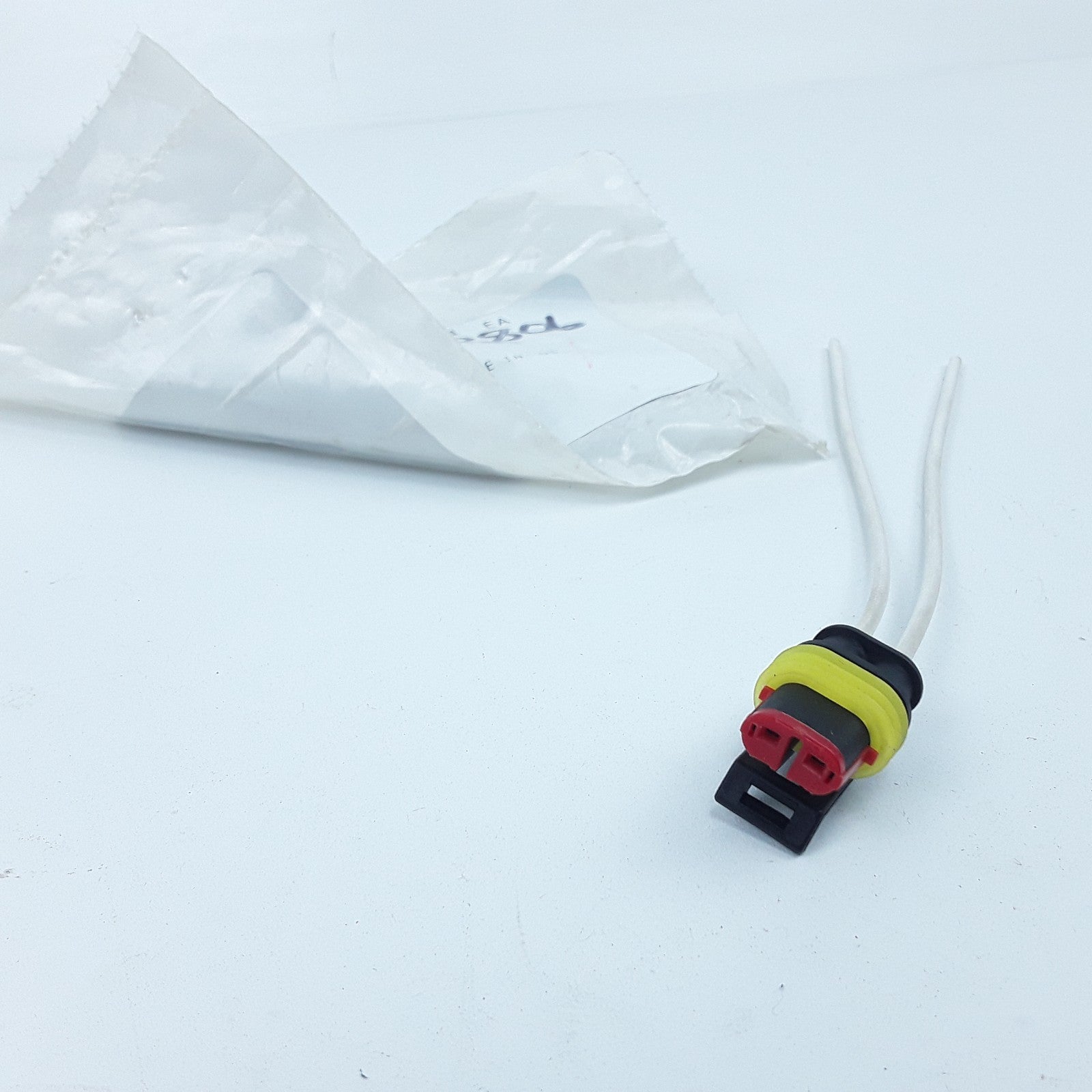 OEM Multi-Purpose Wiring Harness Connector 85130749 For Volvo, Mack Truck Series