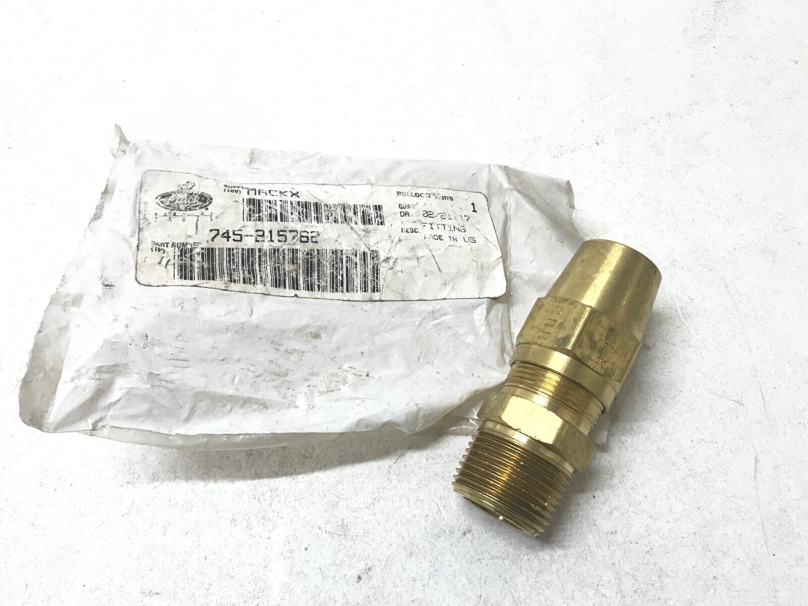 GENUINE MACK 745-215762 FITTING FAST FREE SHIPPING MADE IN USA - HotCarParts