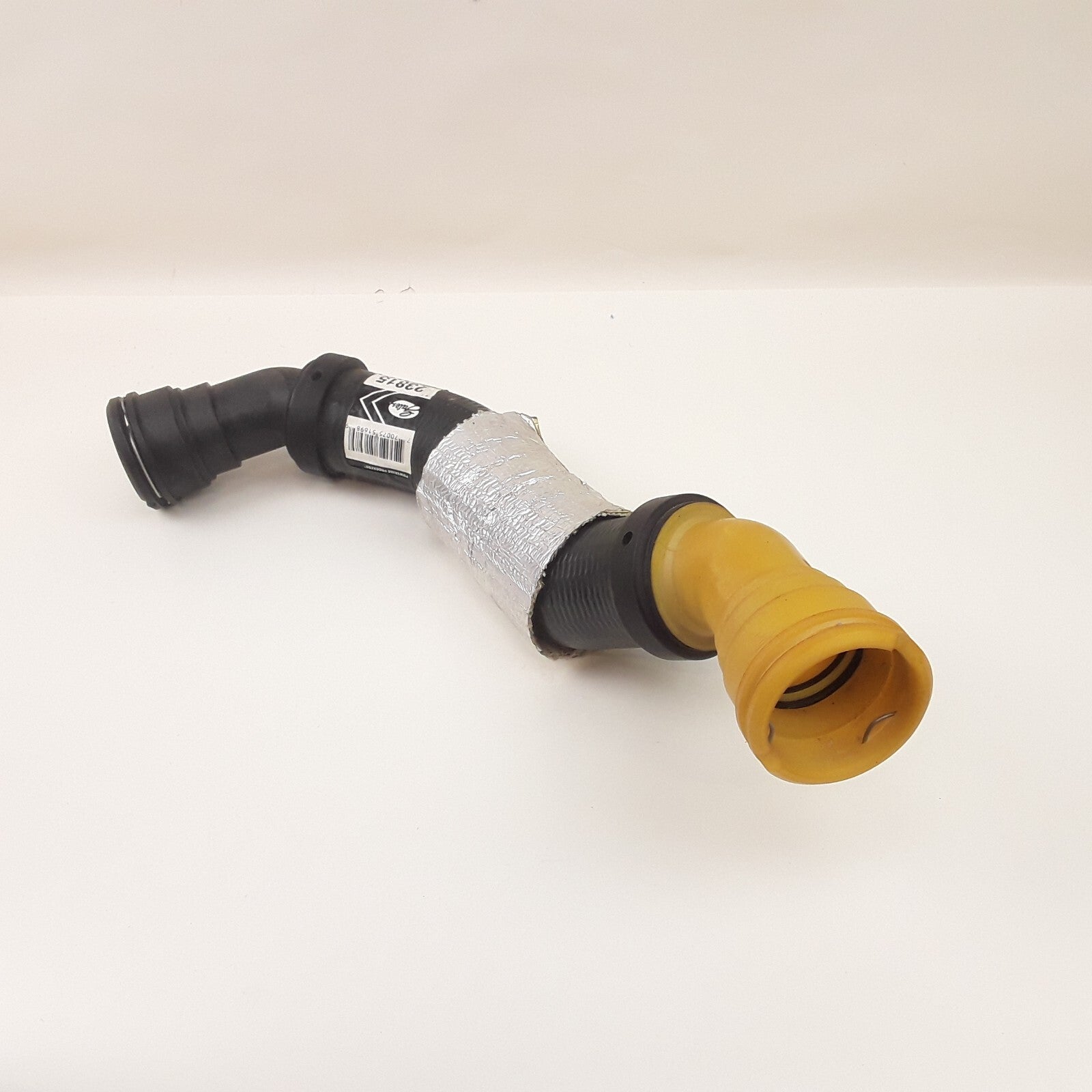 Upper Radiator Coolant Hose Fits Ford F-550 F-450 F-350 F-250 Super Duty 2008-10