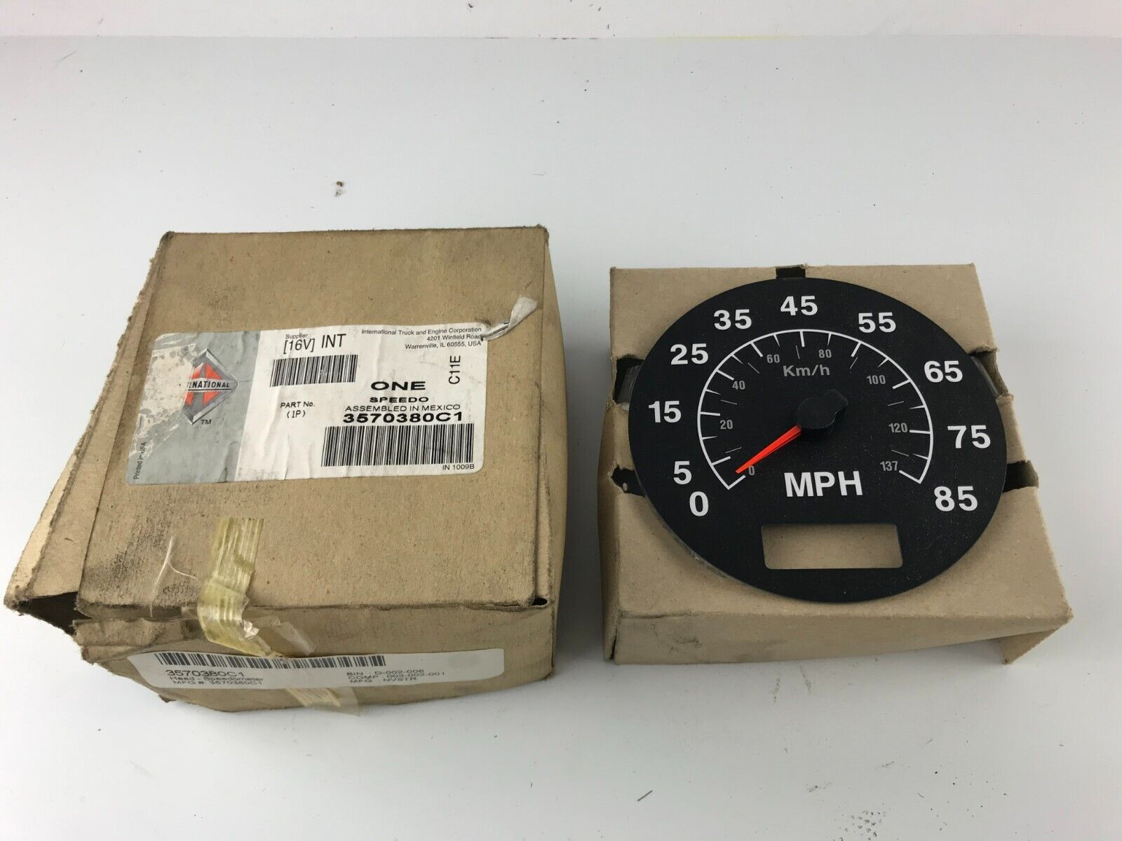 GENUINE OEM INTERNATIONAL SPEEDO Gauge SPEEDOMETER 3570380C1 IH FAST SHIPPING - HotCarParts