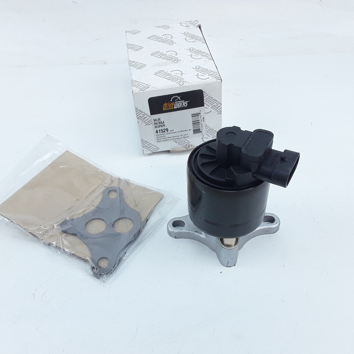 EGR Valve Fits Buick Chevrolet Oldsmobile Saturn Pontiac Saturn (1996-2003)