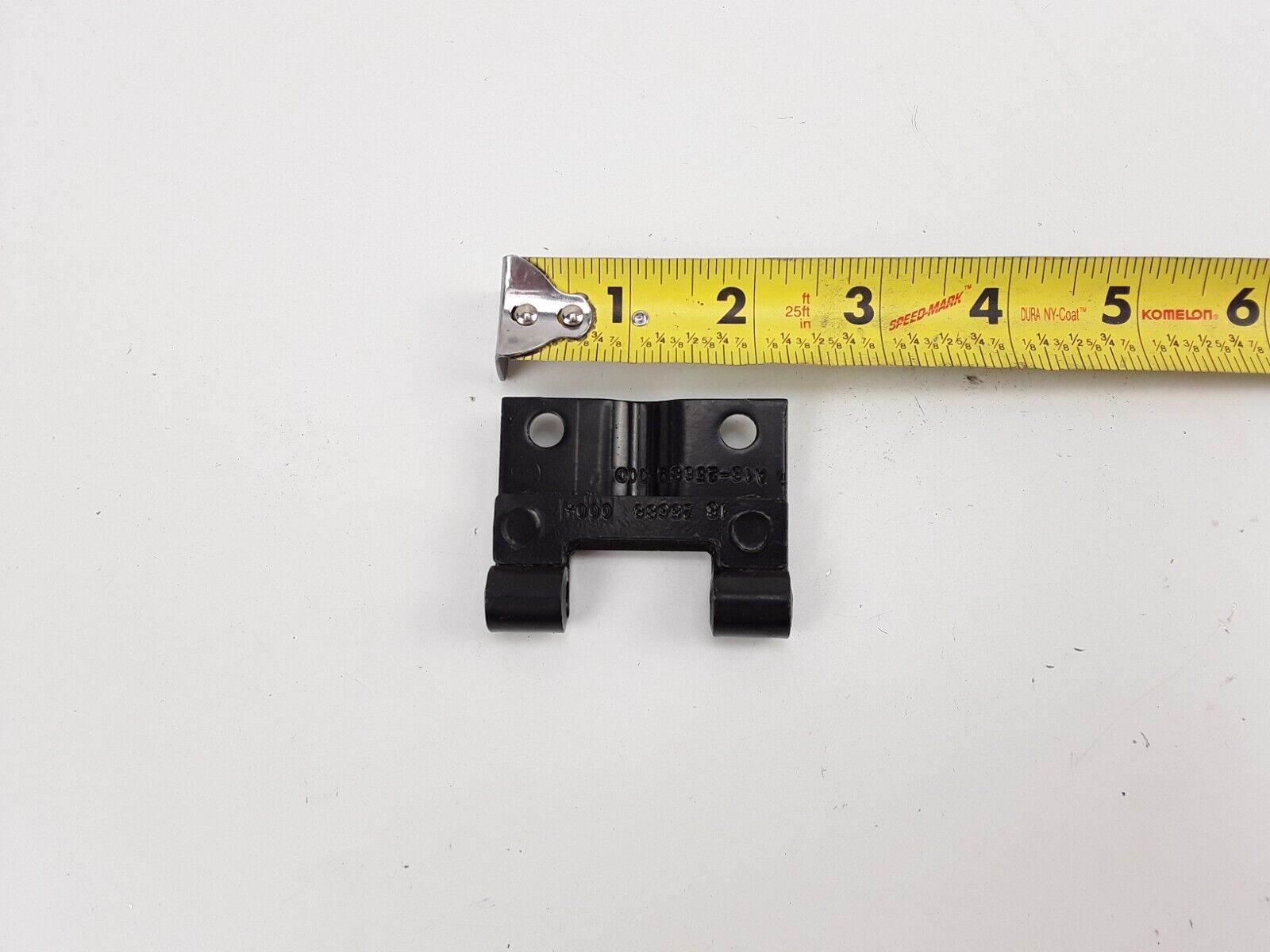 FREIGHTLINER A18-25689-000 CHECK PLATE DOOR MOUNT SBA BRACKET 18 25688 000 - HotCarParts