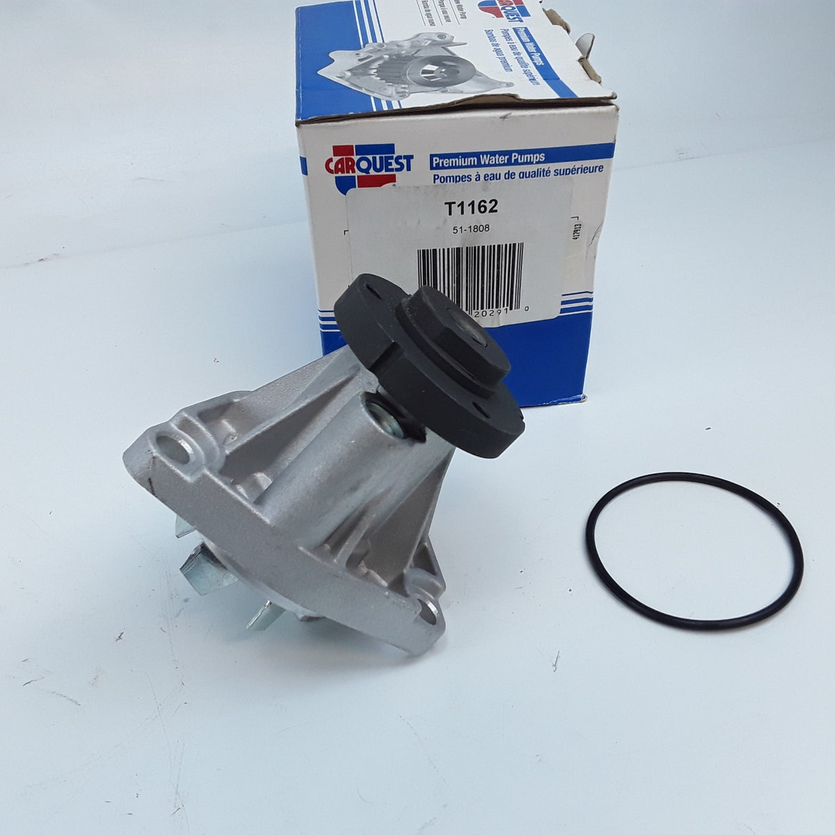Engine Water Pump Fits Saab Cadillac Saturn (1994 1995 1996 1997 1998 1999-2005)
