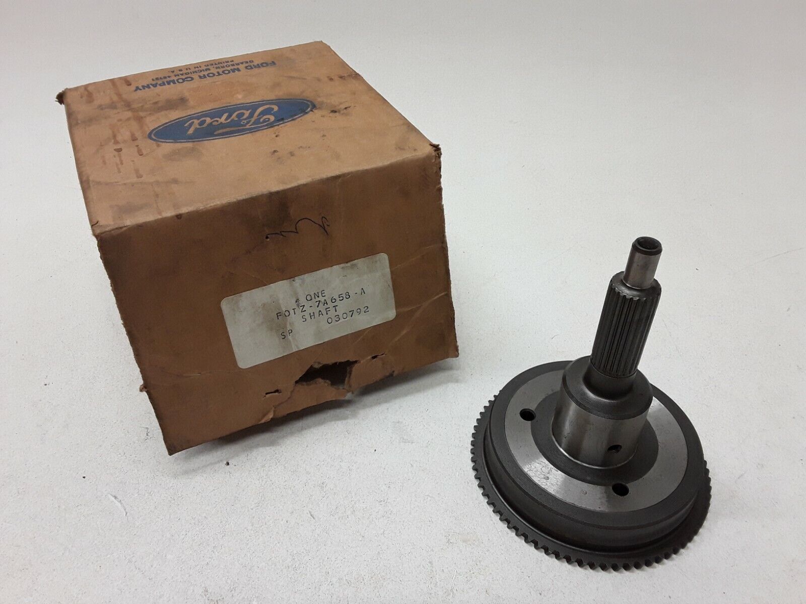 NEW OEM Ford F0TZ-7A658-A Shaft Automatic Transmission FAST FREE SHIPPING - HotCarParts