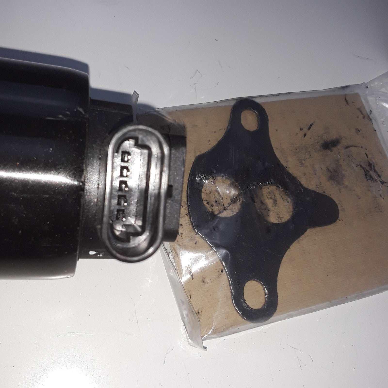 BWD EGR1246 EGR Valve Fits Pontiac Buick Chevrolet Oldsmobile Saturn (1996-2003)