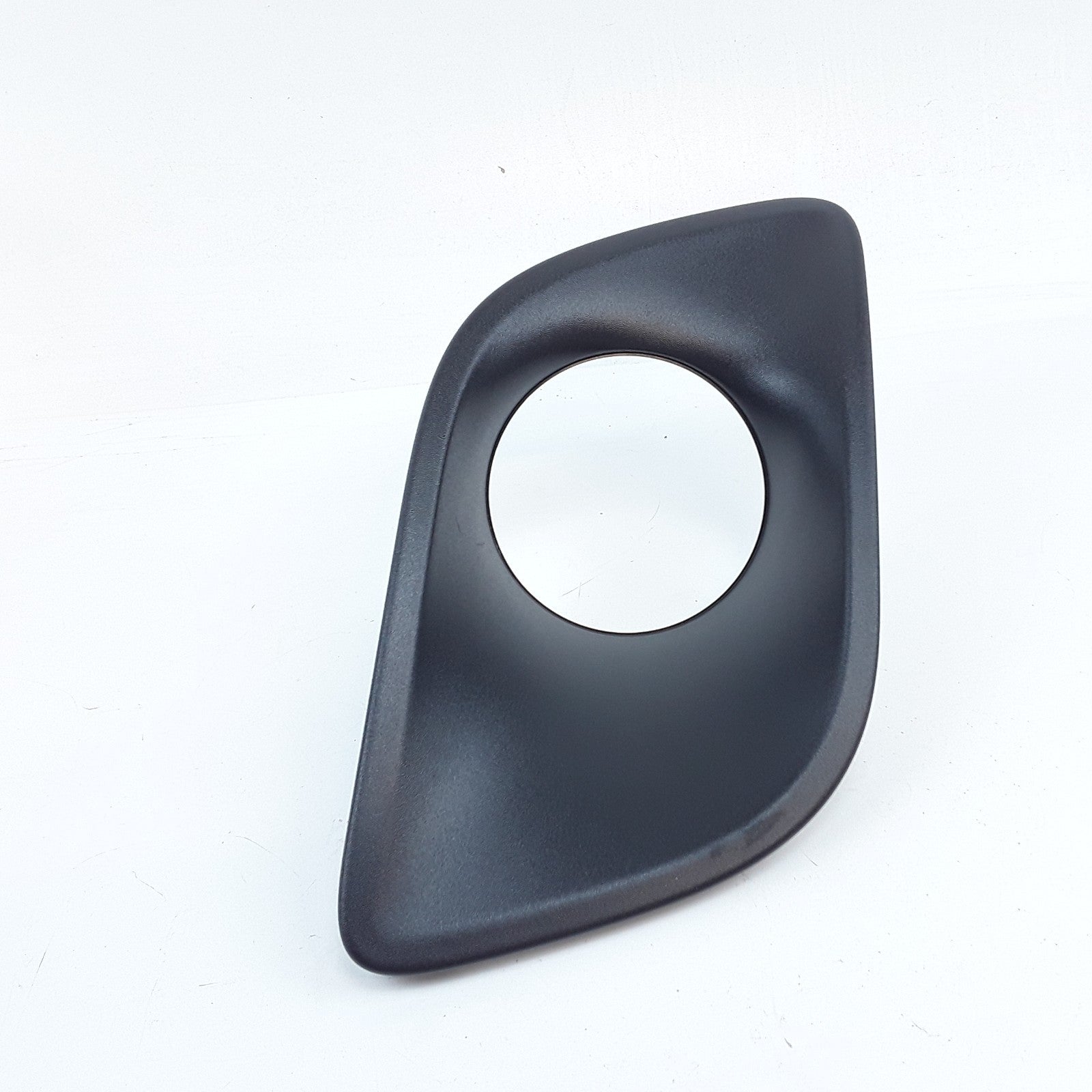Kenworth N18-6000R Right Hand Auxiliary Light Cover Assembly For Kenworth Trucks