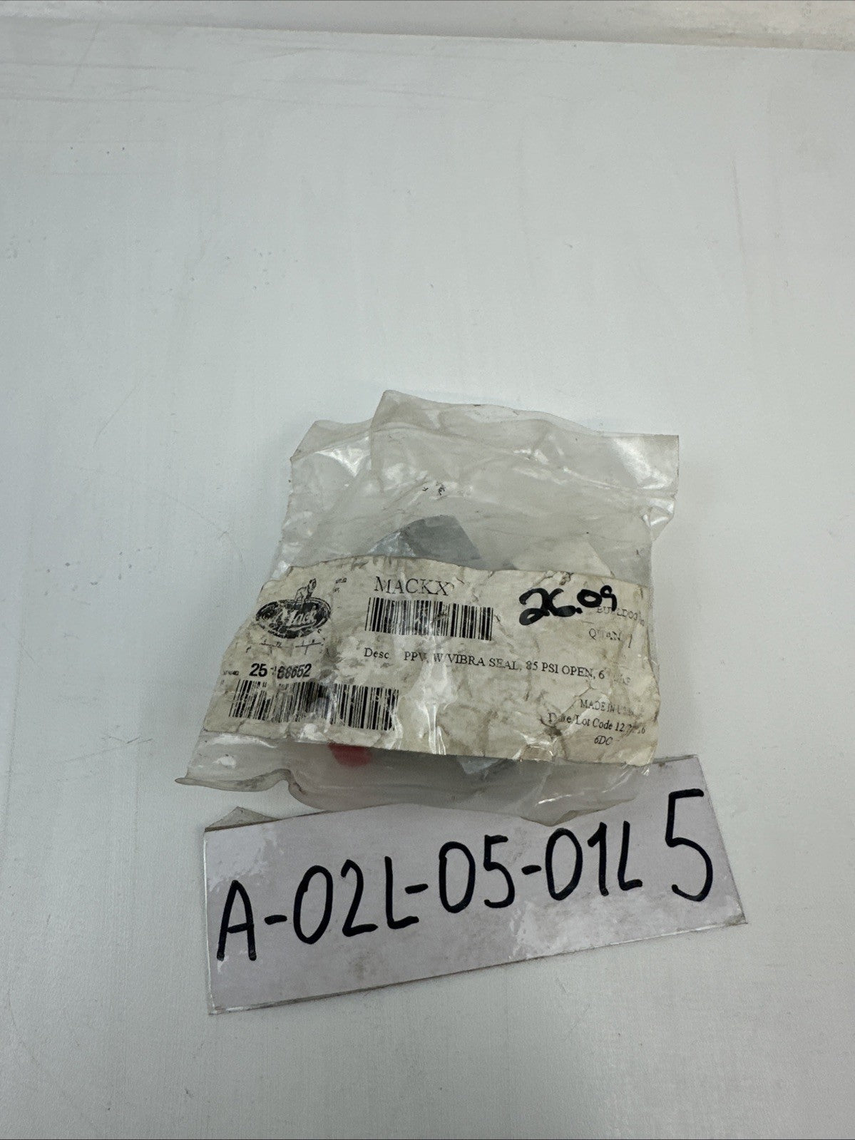 Genuine Mack 25168652 Multi-Purpose Check Valve Replaces 20QE2326AP2