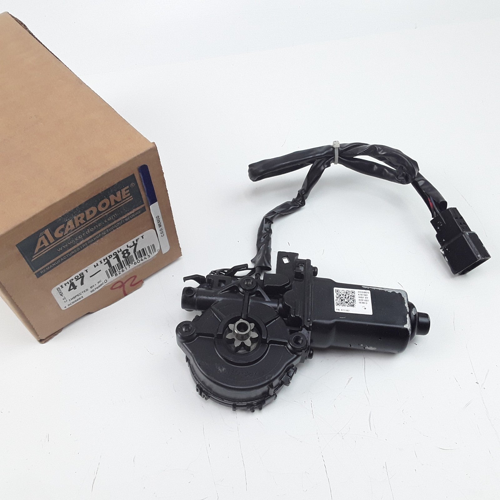 Cardone 47-1187 Front Left Power Window Motor Fits Lexus RX300 (1999 2000-2003)