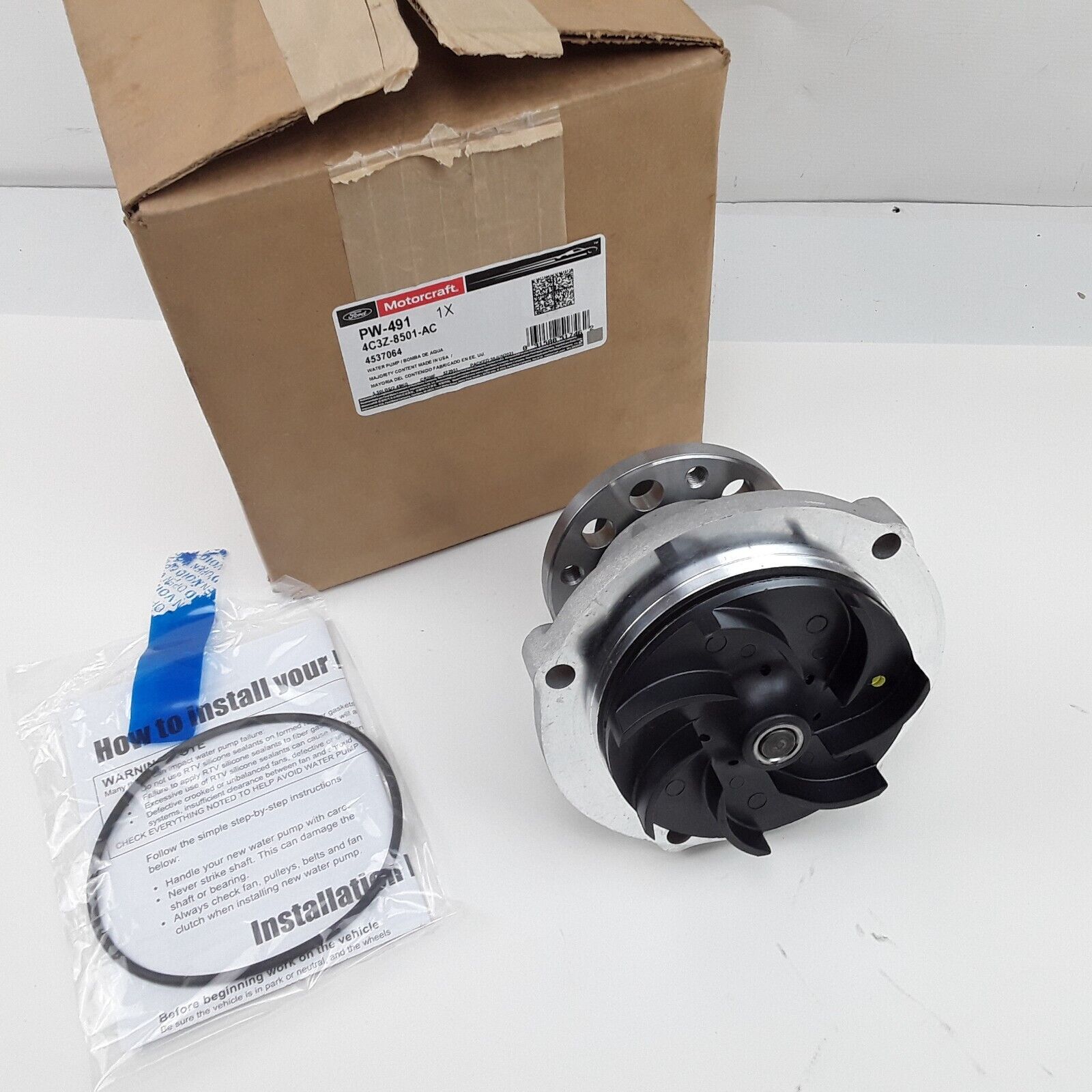 Motorcraft Engine Water Pump For Ford E-350 F-250 F-350 6.0L V8 Diesel 2004-2010