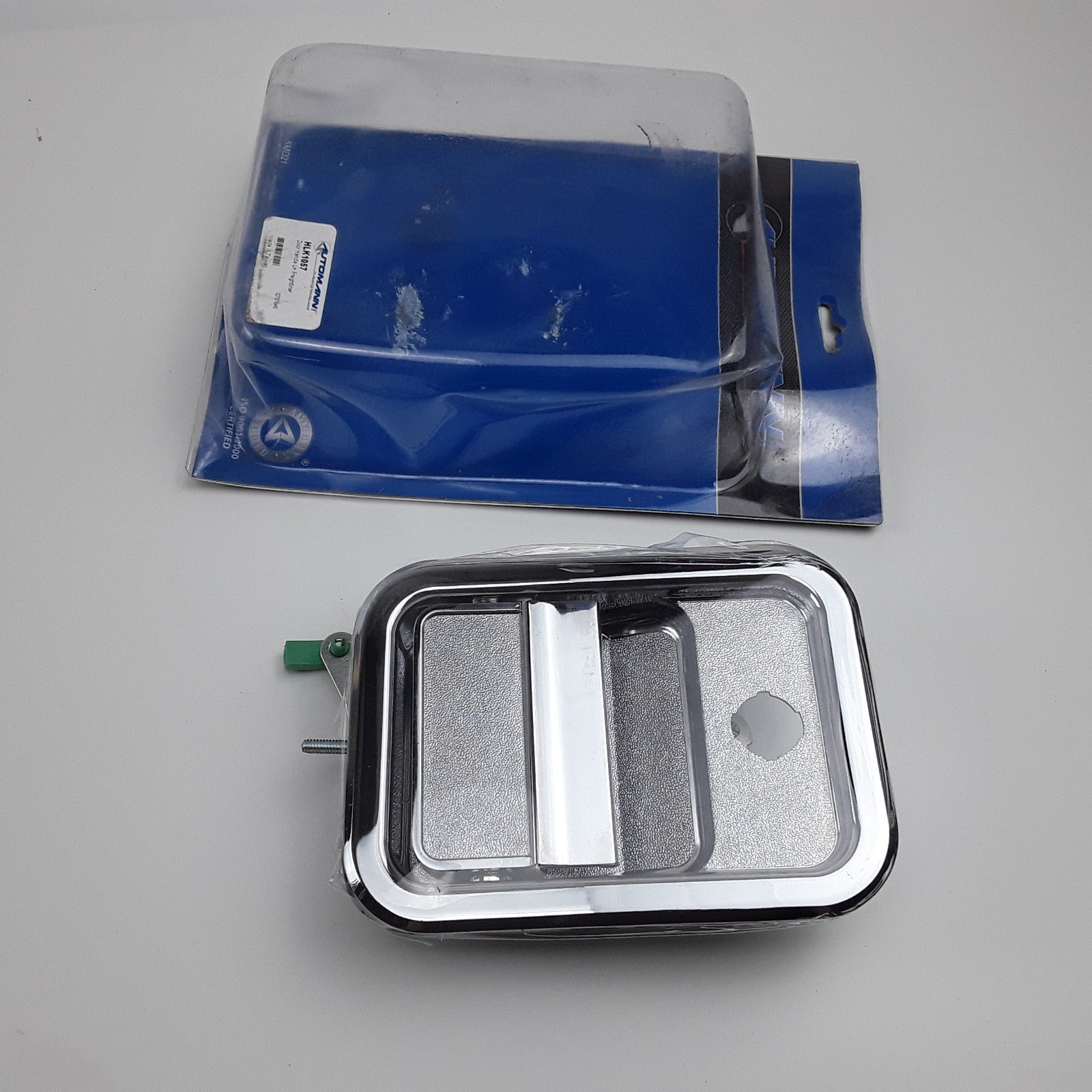 Front Left Exterior Door Handle Fits Freightliner FLD112 FLD120 1991-96, 2003-11