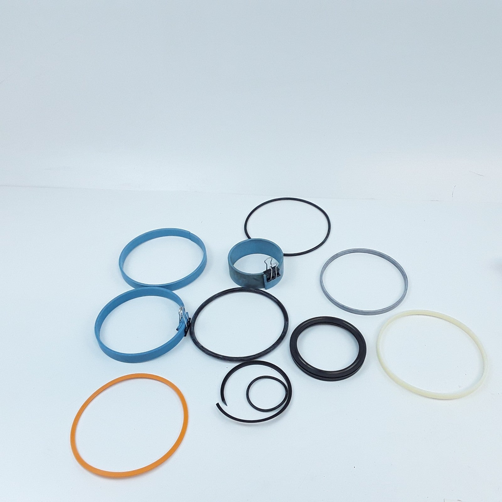 Manitou Group 105876 Hydraulic Cylinder Seal Kit Heavy Duty For Forklifts