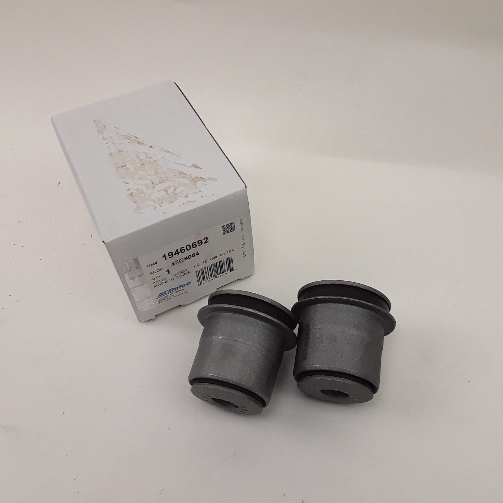 Suspension Control Arm Bushing Fits Chevrolet Silverado 2500 2000-2001 2002 2003