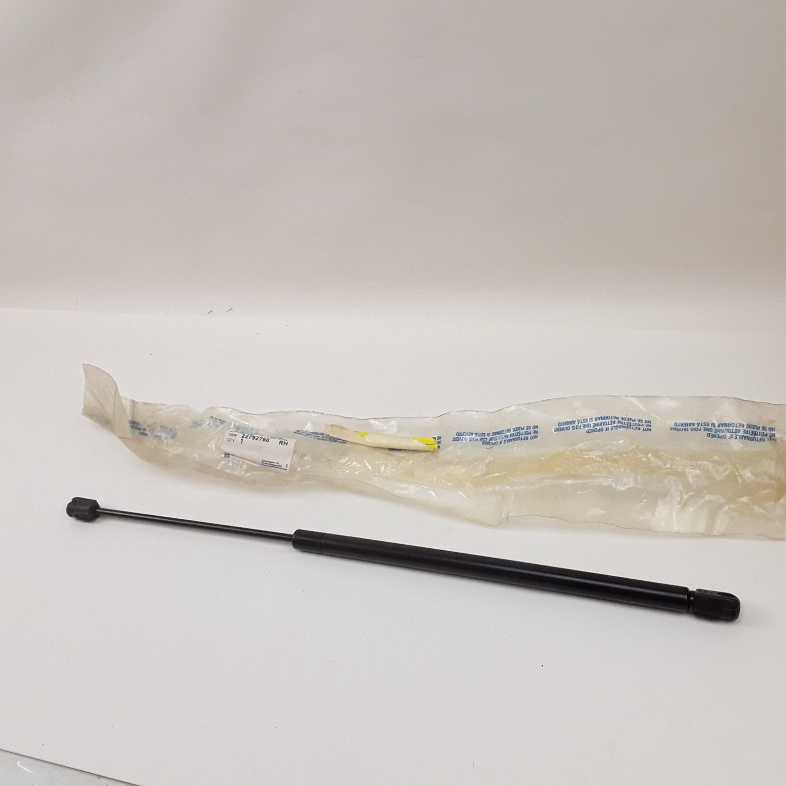 OEM GM  Lift Gate Window RH Fits Chevrolet GMC Yukon Cadillac Escalade 2015-2020