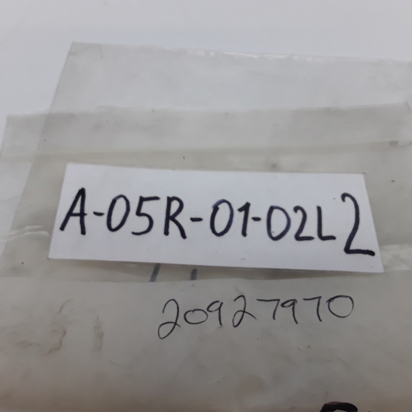 Volvo 20927970 Ambient Temperature Sensor Assembly Fits Volvo Trucks