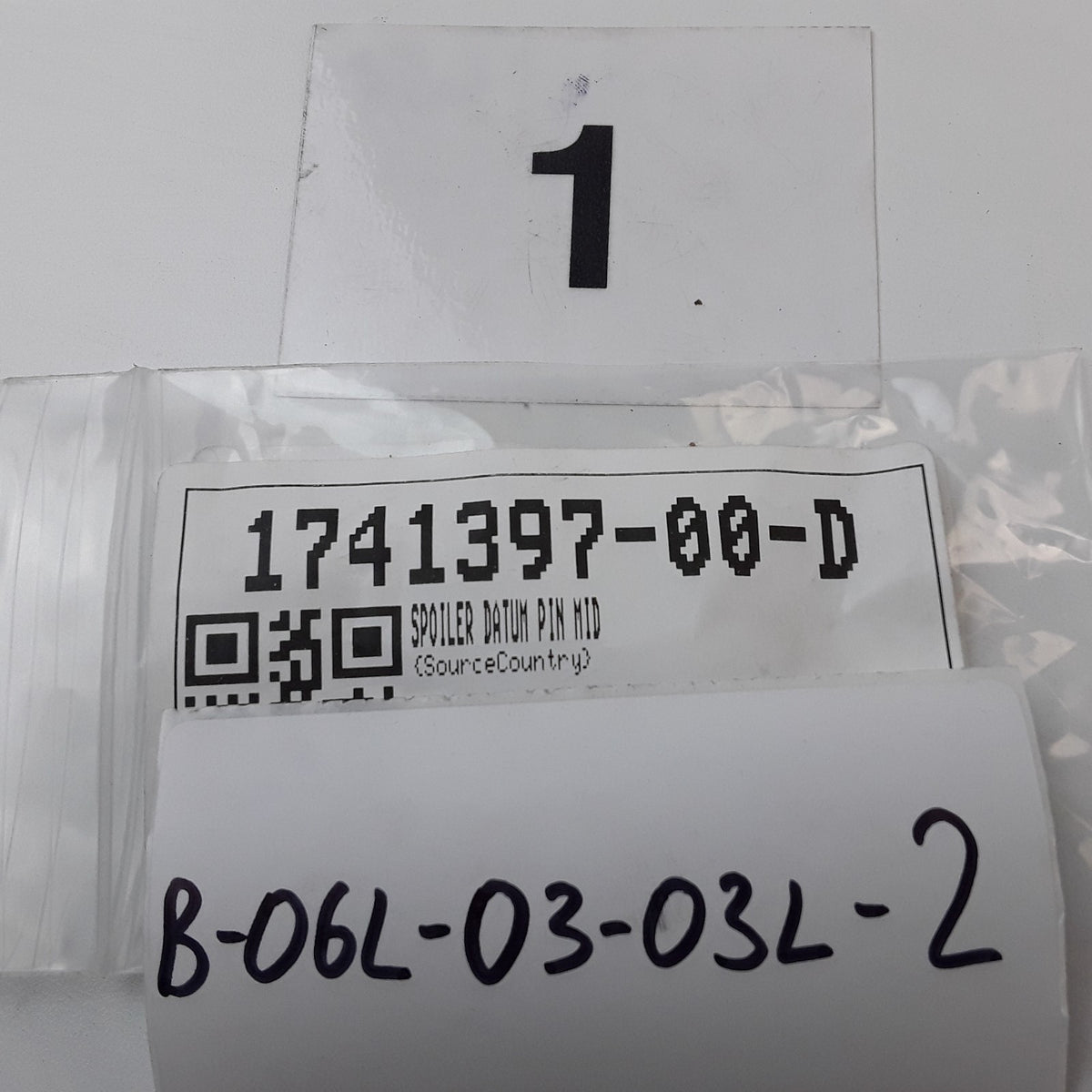 1741397-00-D Middle Spoiler Datum Pin For Tesla Model 3 2024 Genuine OEM New