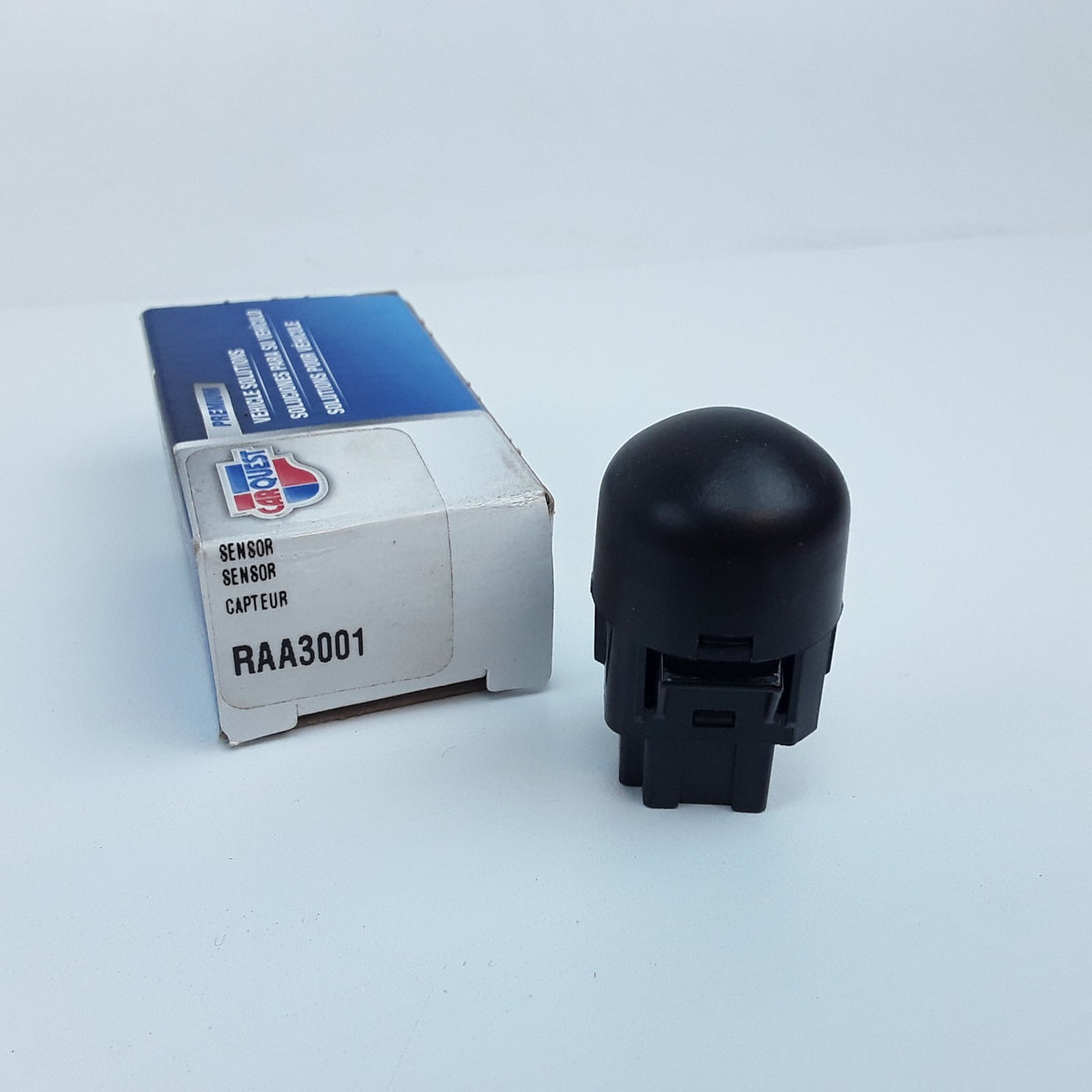 Carquest RAA3001 Automatic Sensor Fits Hyundai Entourage (2007-2008)