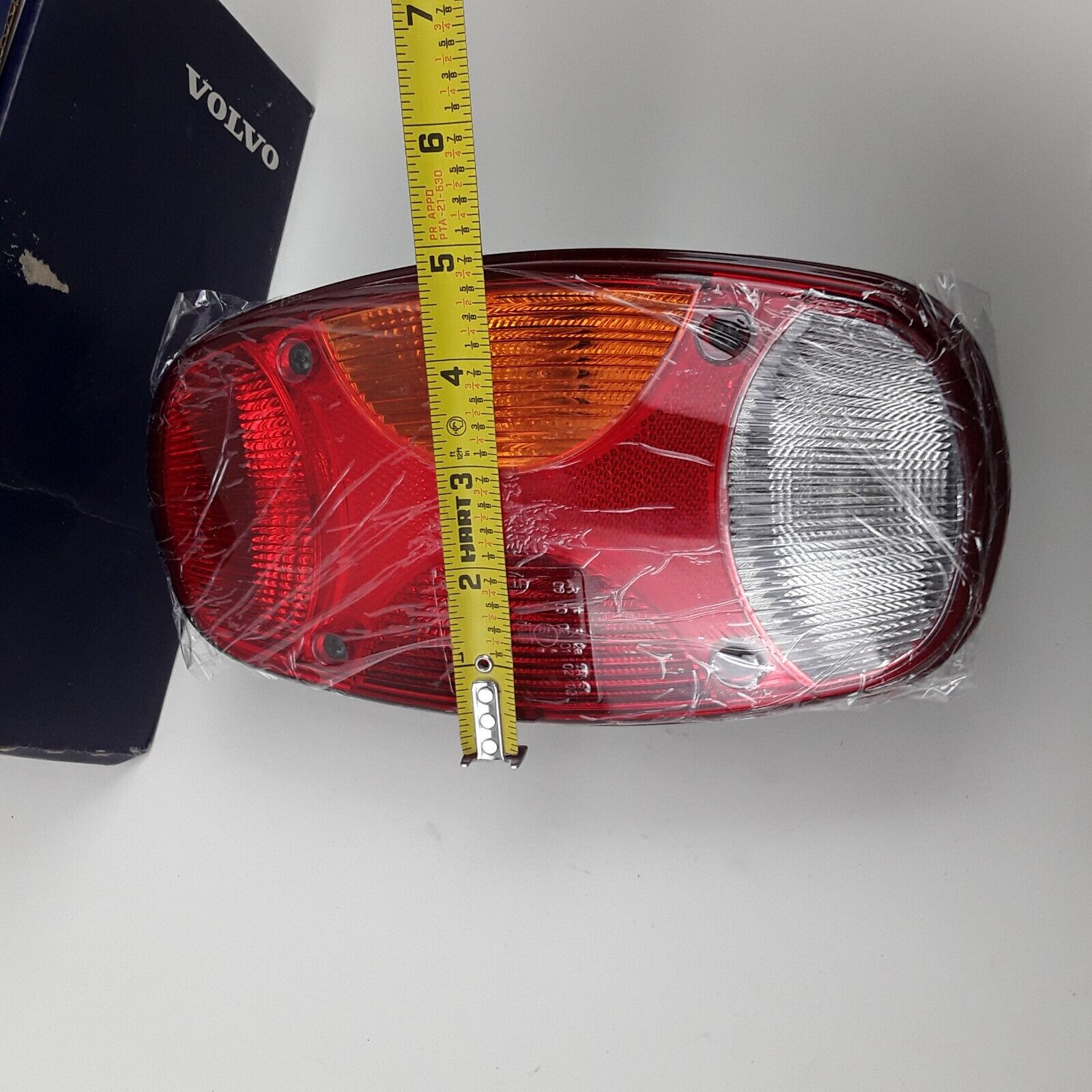 Volvo 15240398 Rear Left Tail Light Lamp Hella 2VP343640-042 L20H, L25H, L30G