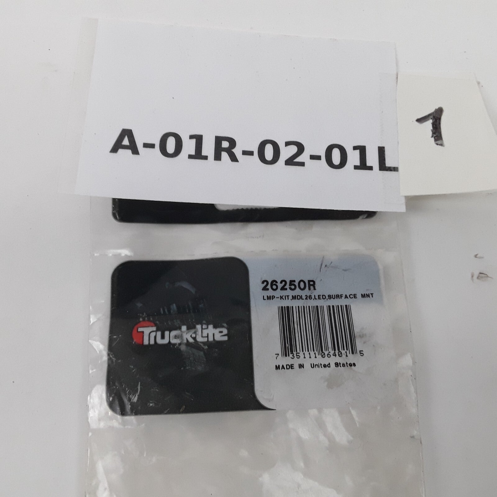 Truck-Lite 26250R 26 Series Marker Clearance Light Hardwired Lamp Connection