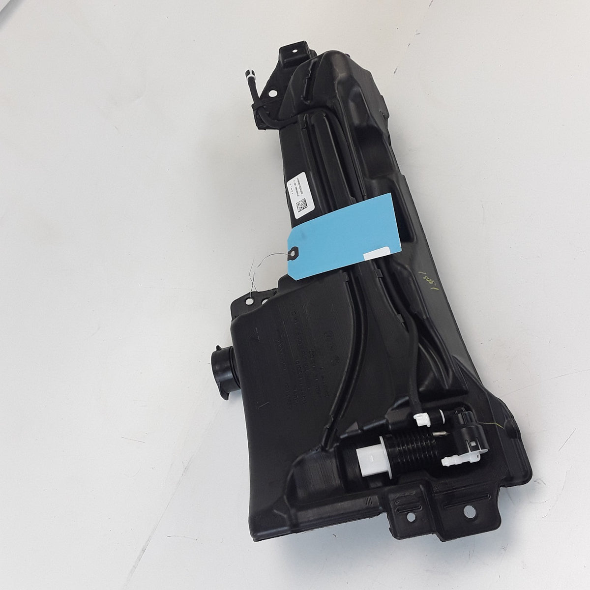 For Tesla Model 3 2024-2025 Windshield Washer Reservoir Tank 1807860-00-F W/Pump