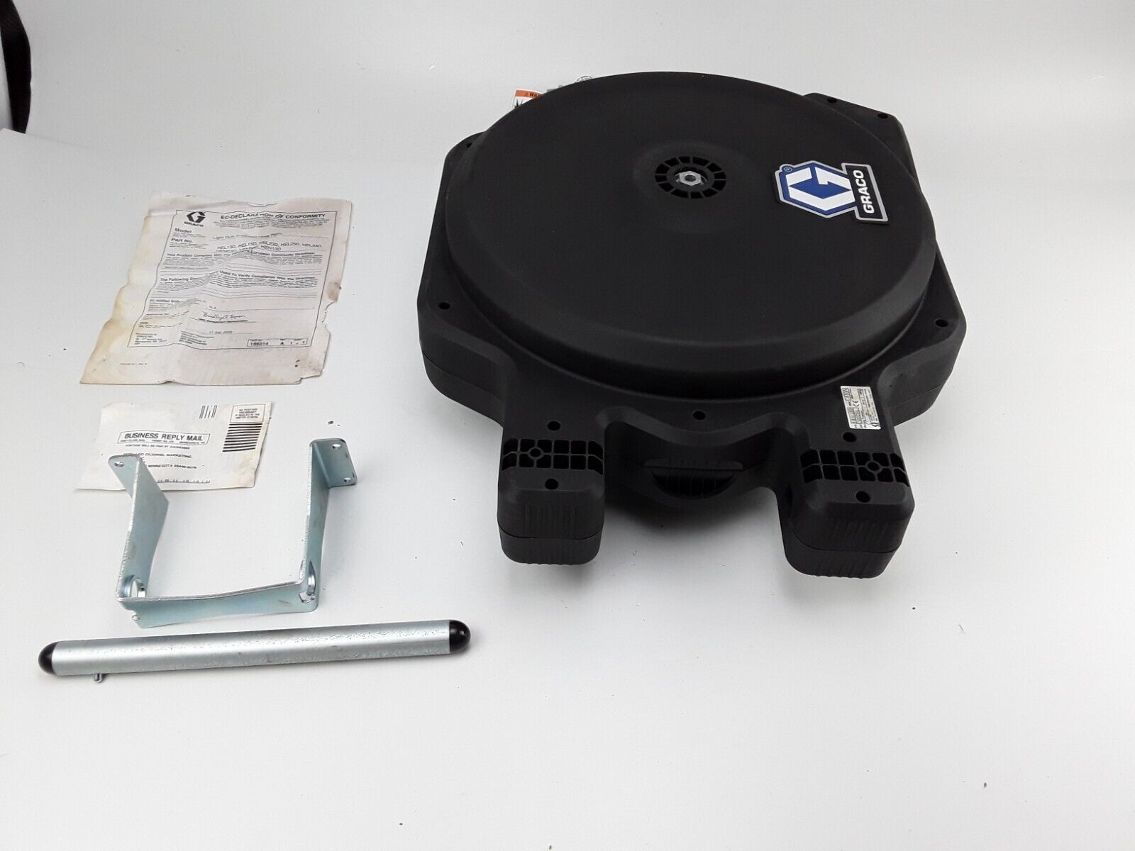 Graco HEH13D LD Series Enclosed Hose Reel with 1/4 in x 35 ft (6 mm X 11 m) Hose - HotCarParts