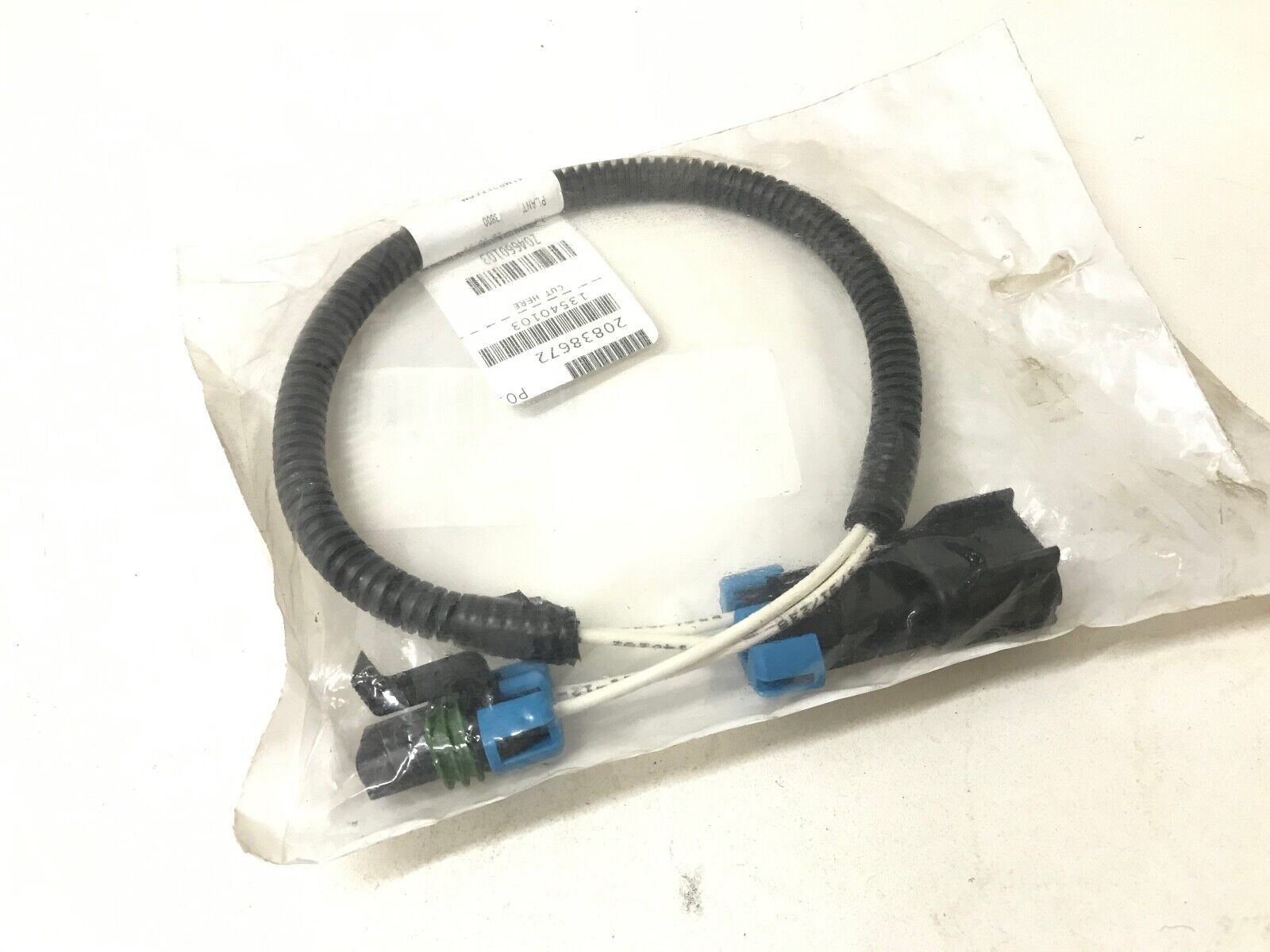 20838672 COOLANT LEVEL WIRING HARNESS OEM MACK 41MR31560M JUMPER HARNESS - HotCarParts