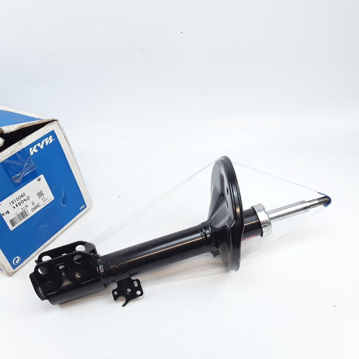 KYB 335040 Front Right Suspension Strut For Toyota RAV4 2001 2002 2003 2004 2005
