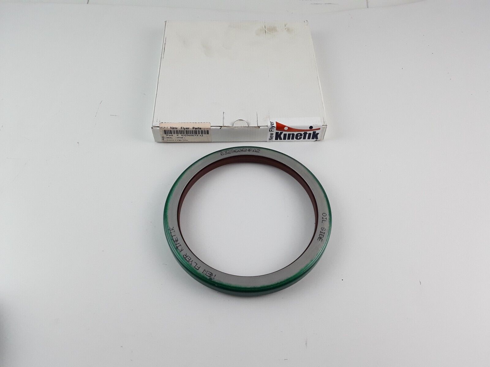 Wheel Hub Oil Seal Fits New Flyer 170mm X 140mm X 17mm Kinetik 6329606 - HotCarParts