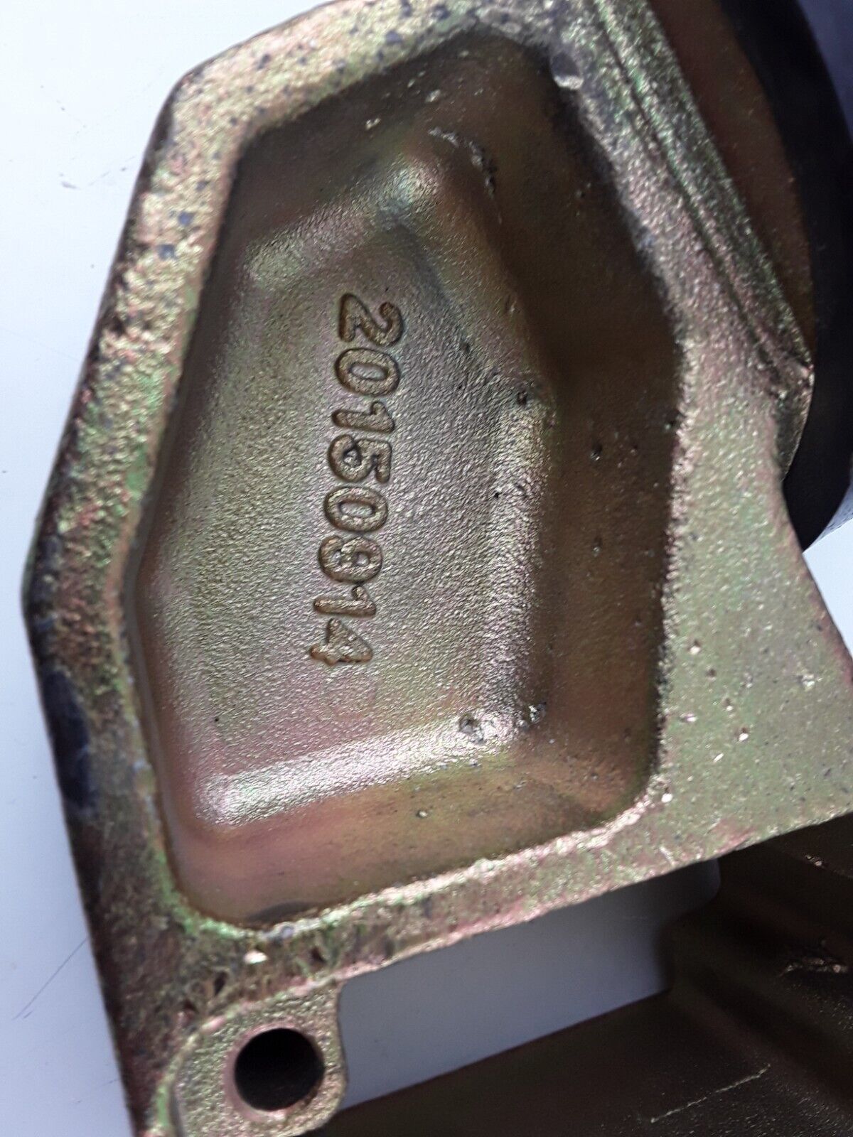Hyster 4148237 Lower Housing Bracket W/Lock Bolt Forklift Parts Free Shipping - HotCarParts