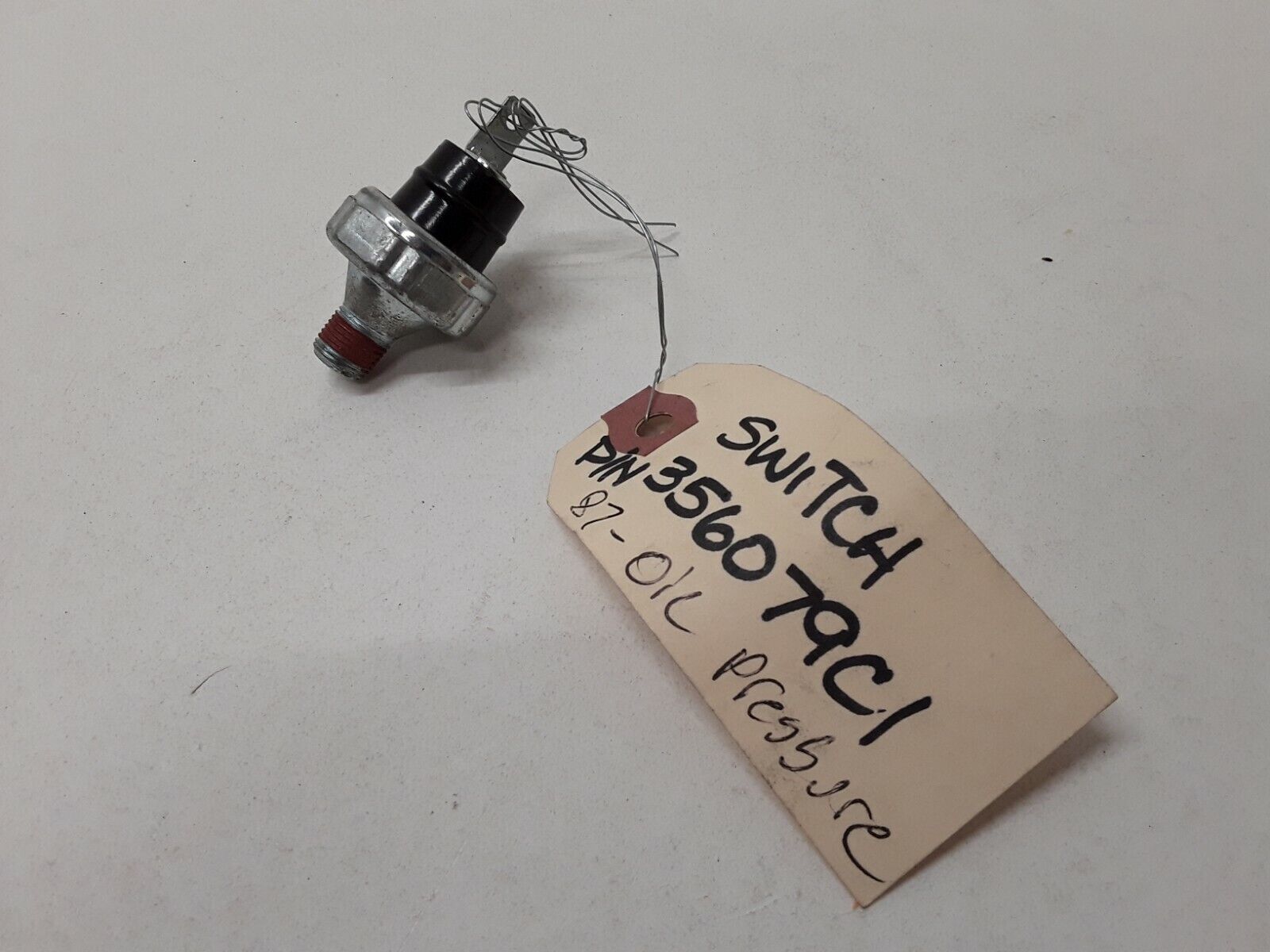 GENUINE OEM Internatonal 356079C1 Fuel Sender Switch FAST SHIPPING - HotCarParts